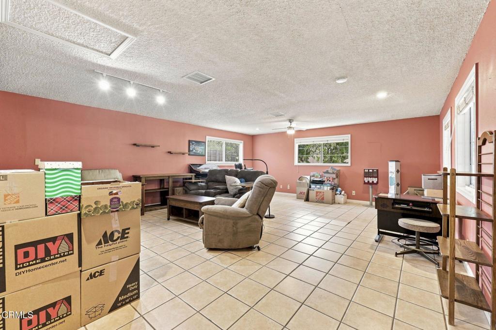 3115 Calle Quebracho