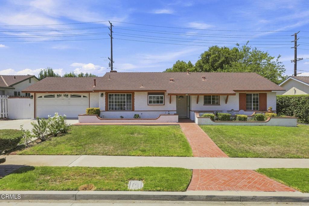 3115 Calle Quebracho