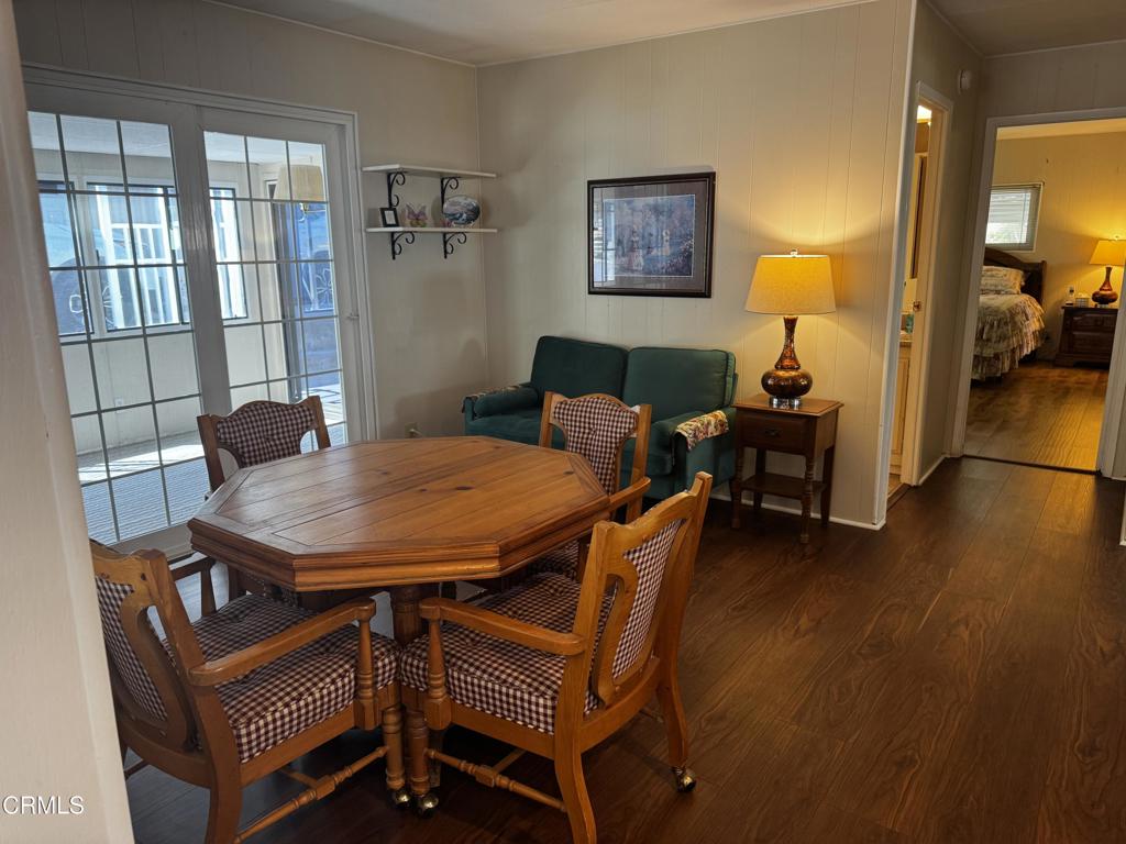 33 Irena Avenue 99