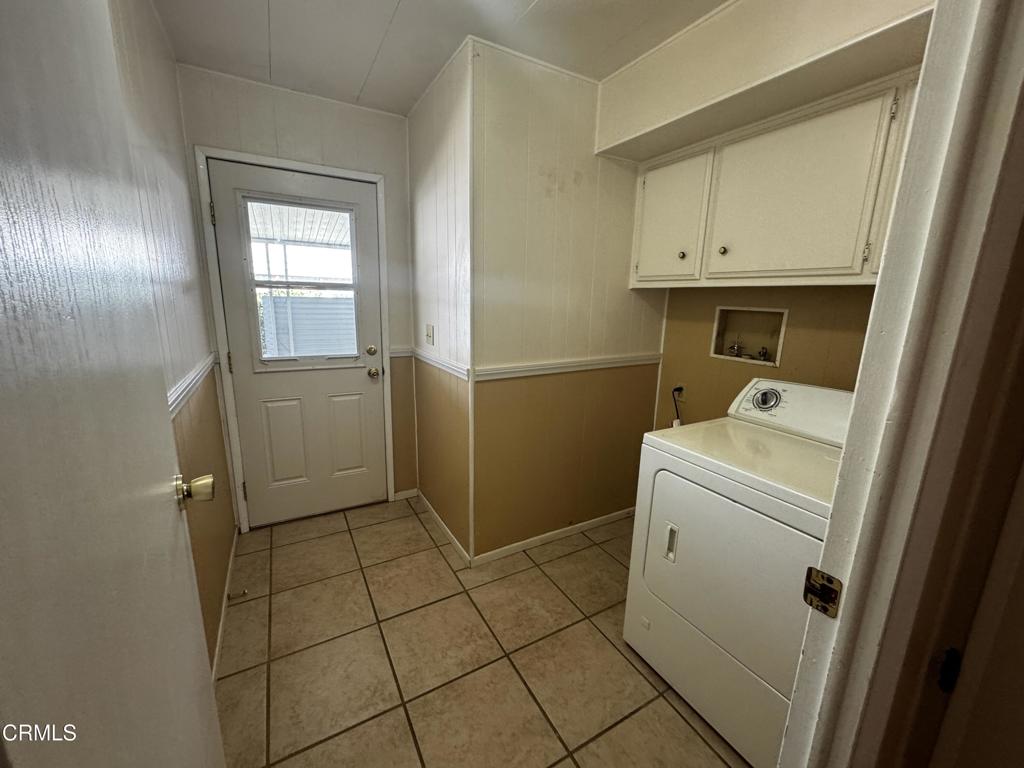 33 Irena Avenue 99