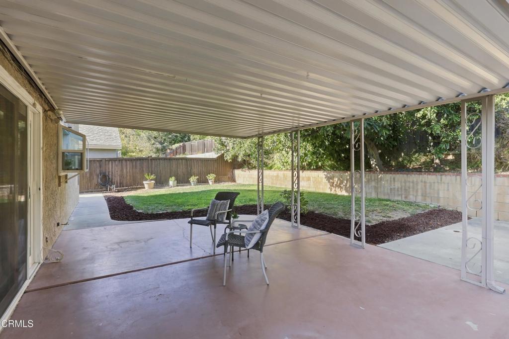 1242 Crestlake Avenue