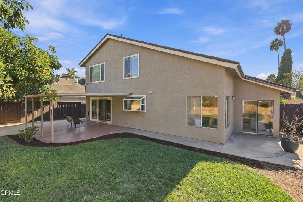 1242 Crestlake Avenue