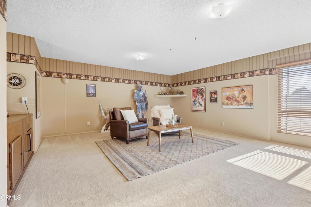 1242 Crestlake Avenue