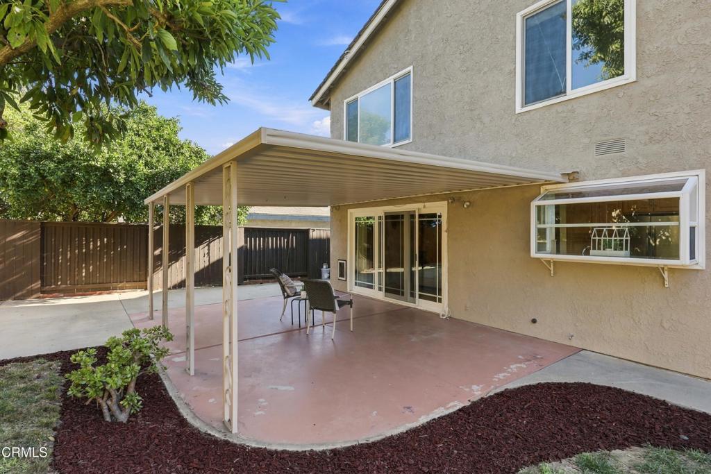1242 Crestlake Avenue