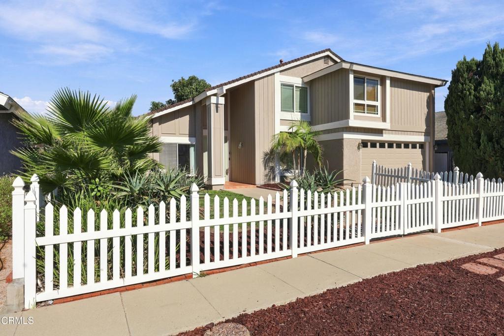 1242 Crestlake Avenue