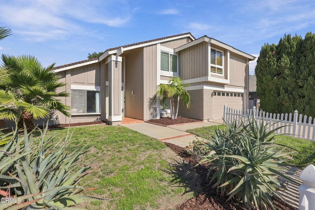1242 Crestlake Avenue