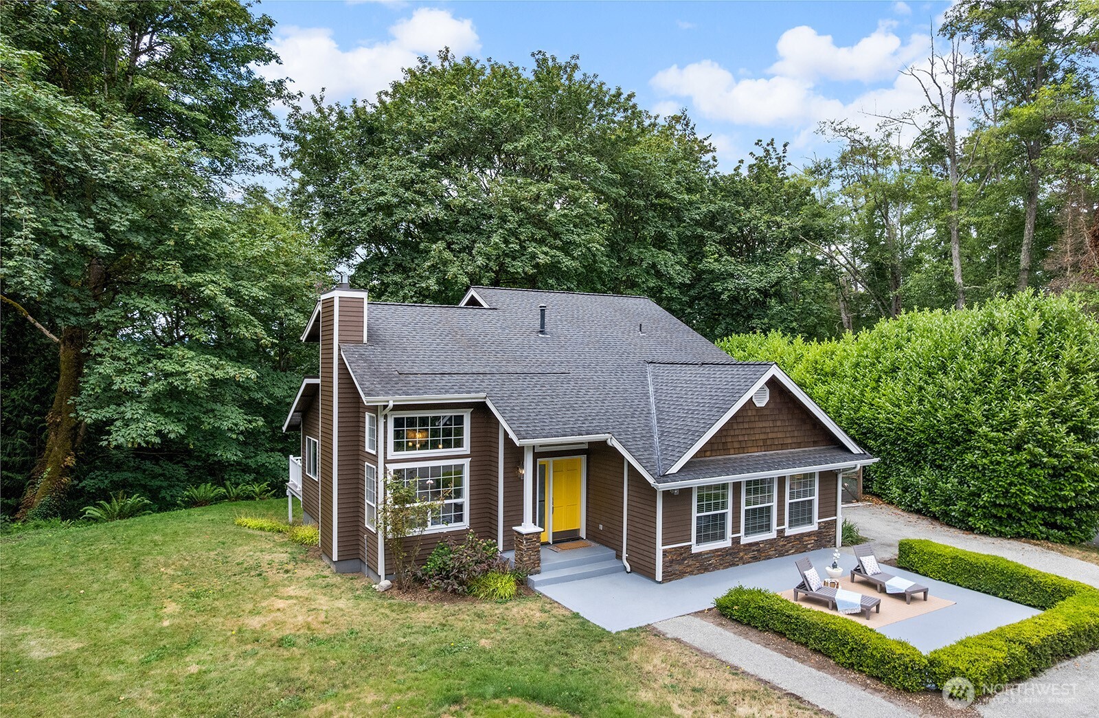 23835 Dockton Road SW