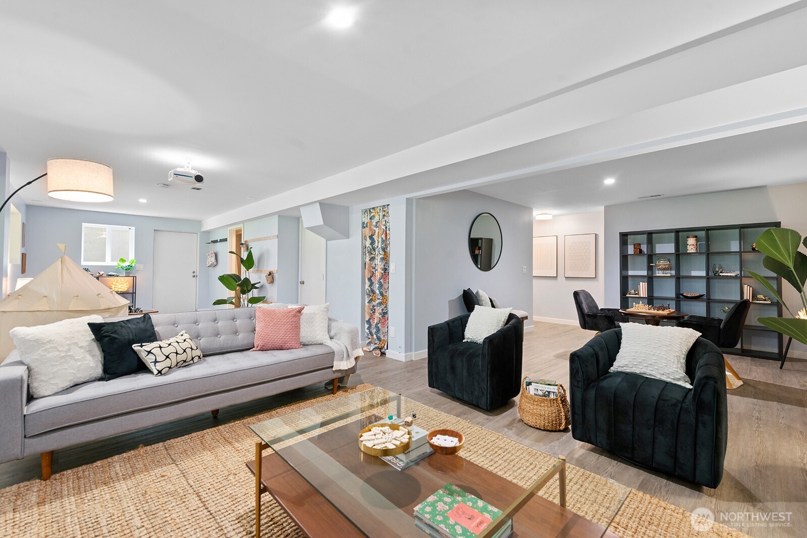 23835 Dockton Road SW