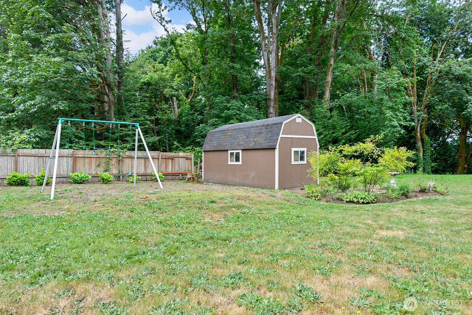 23835 Dockton Road SW