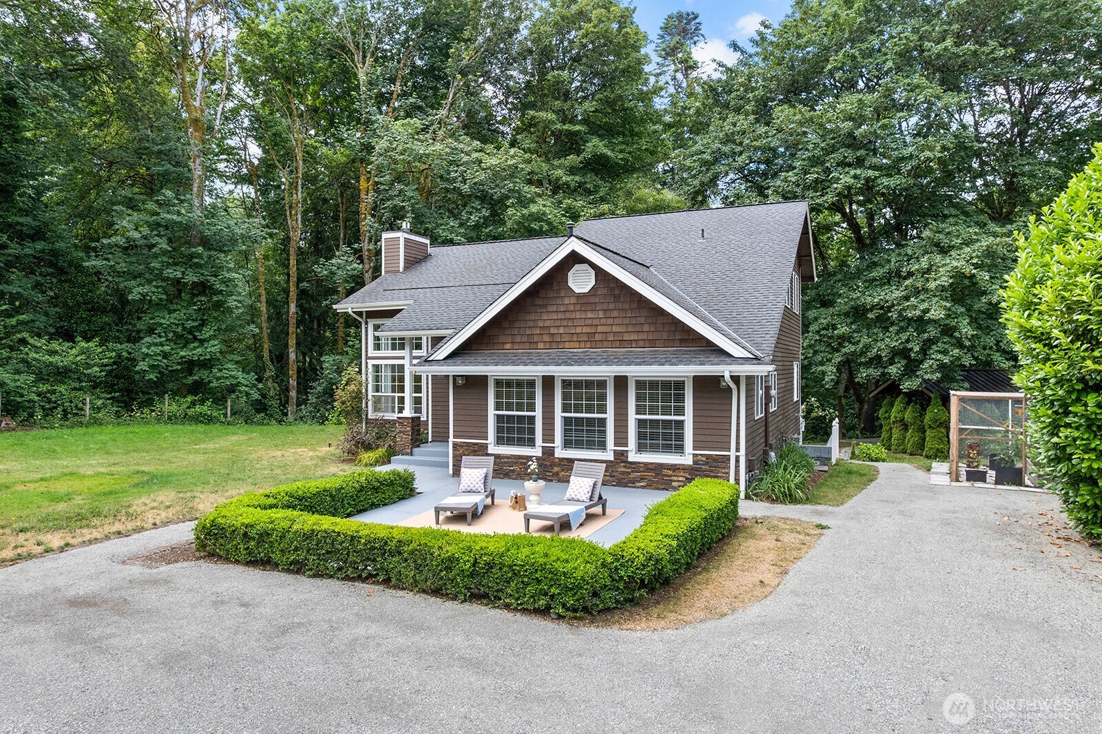 23835 Dockton Road SW