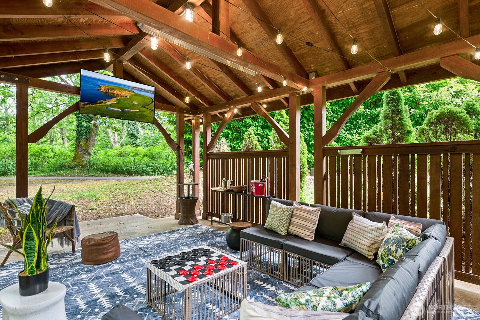 23835 Dockton Road SW