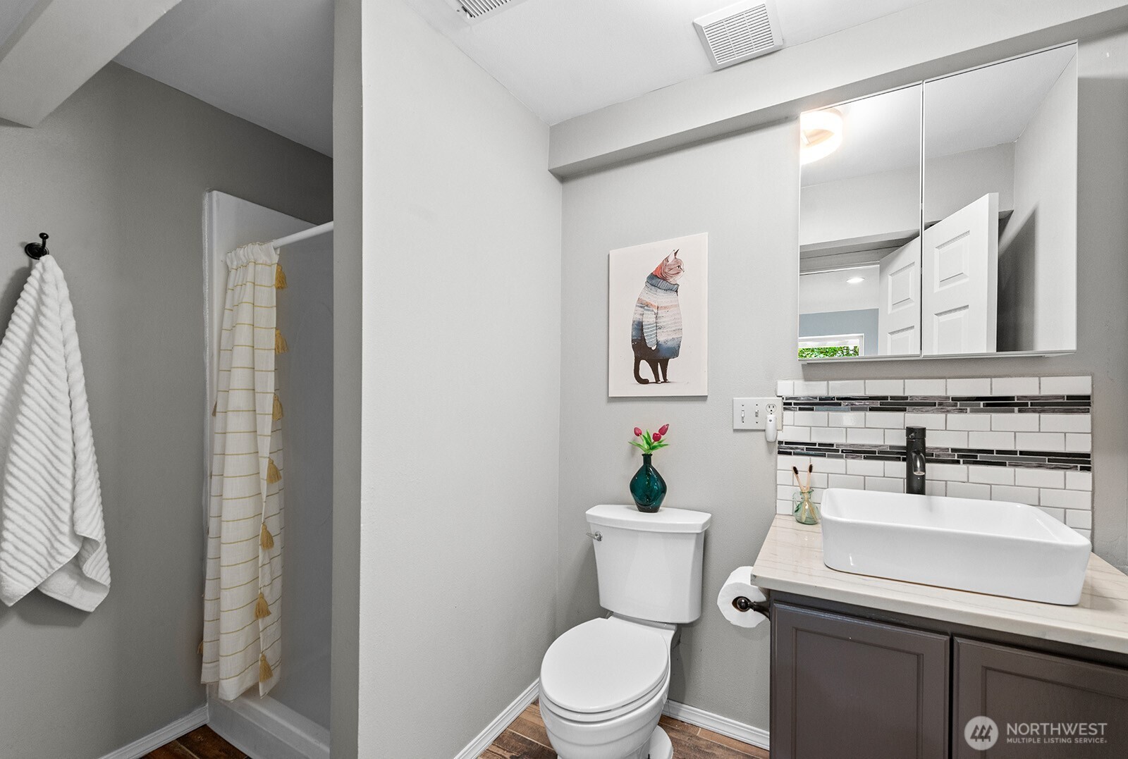 23835 Dockton Road SW