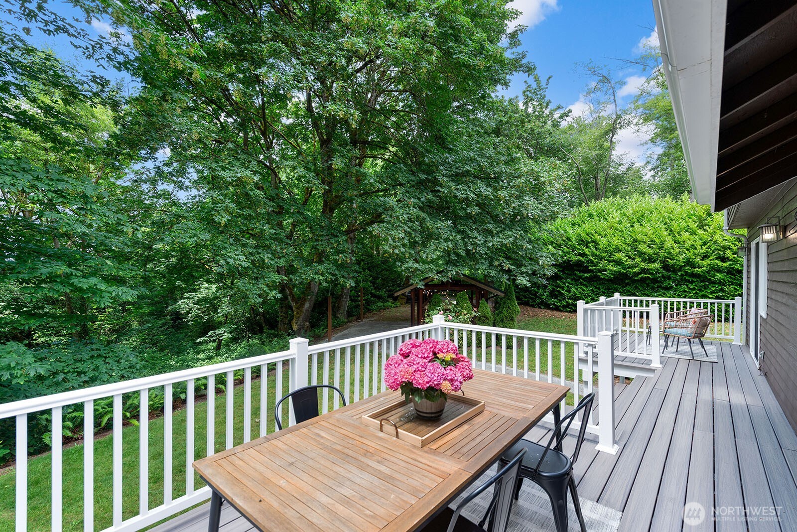 23835 Dockton Road SW