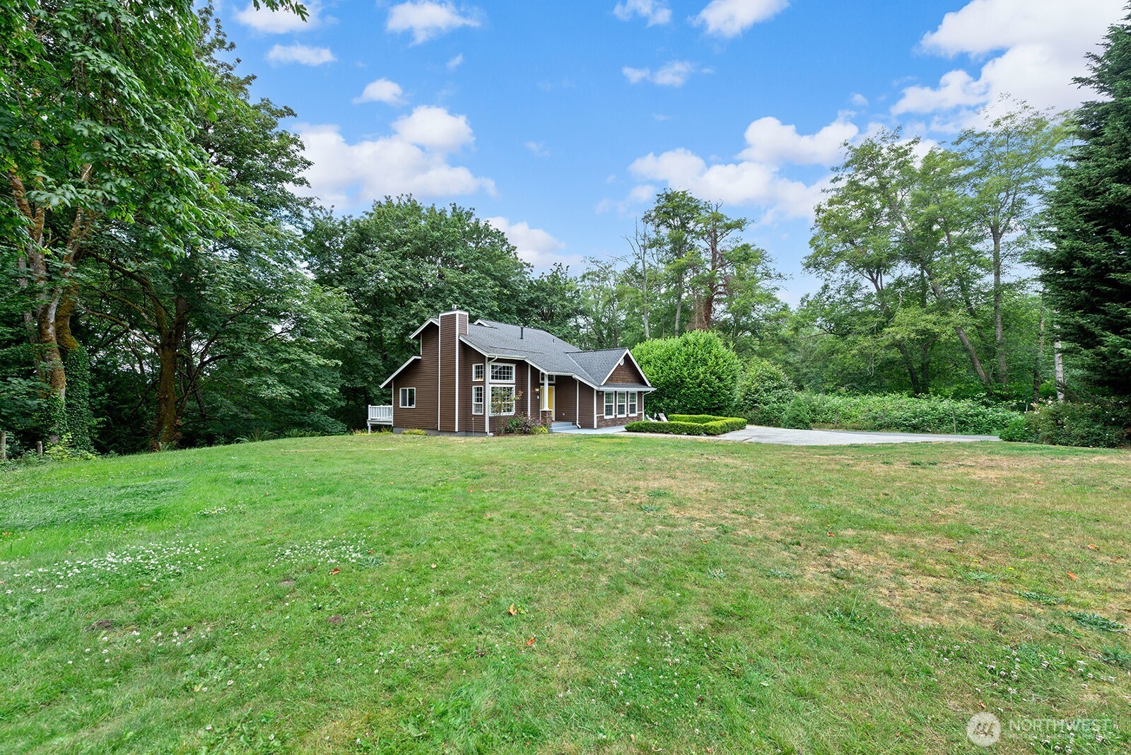 23835 Dockton Road SW