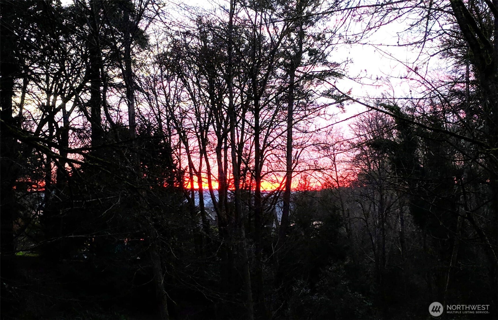 23835 Dockton Road SW