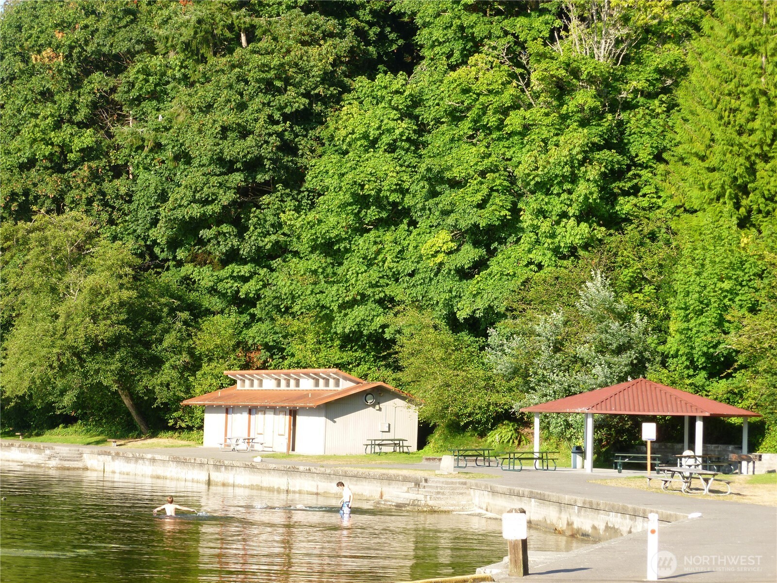 23835 Dockton Road SW