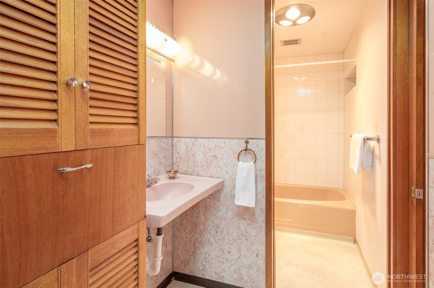 22617 Kingsbury Road SW