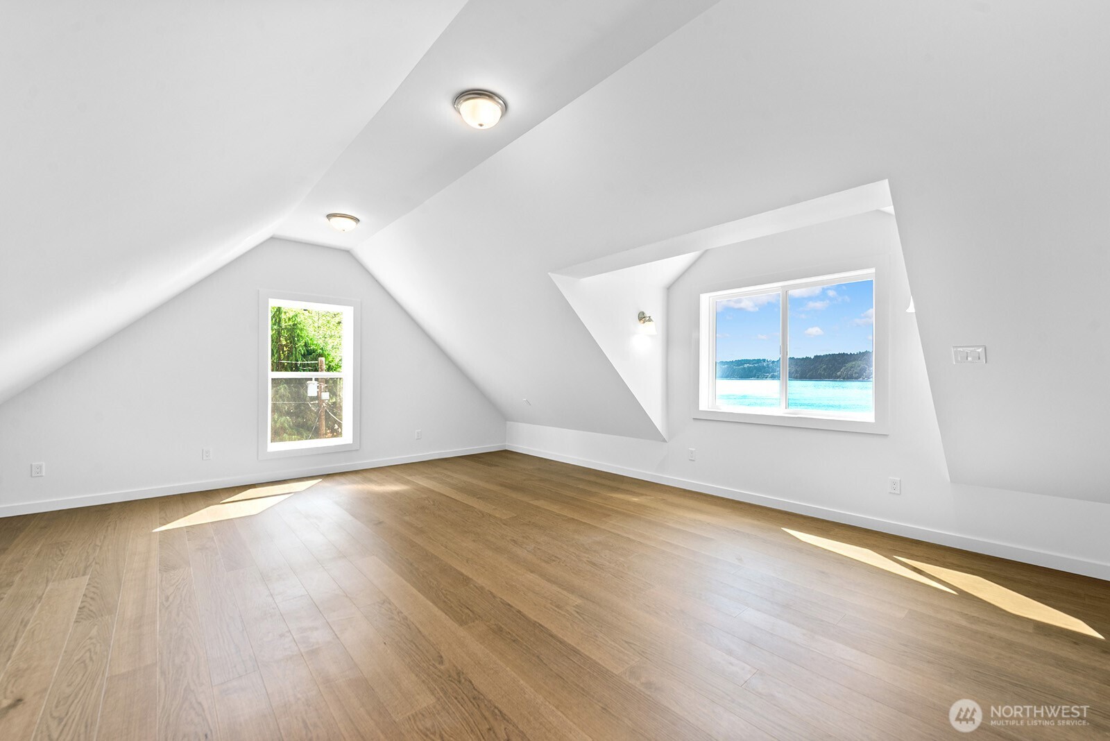 14758 SW Spring Beach Road