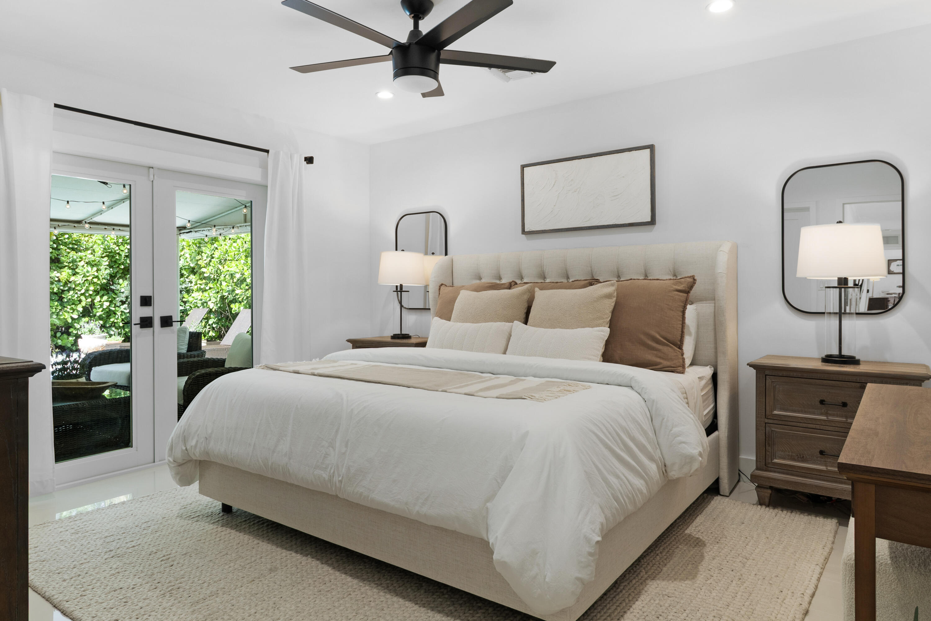 5351 NE 16th Terrace