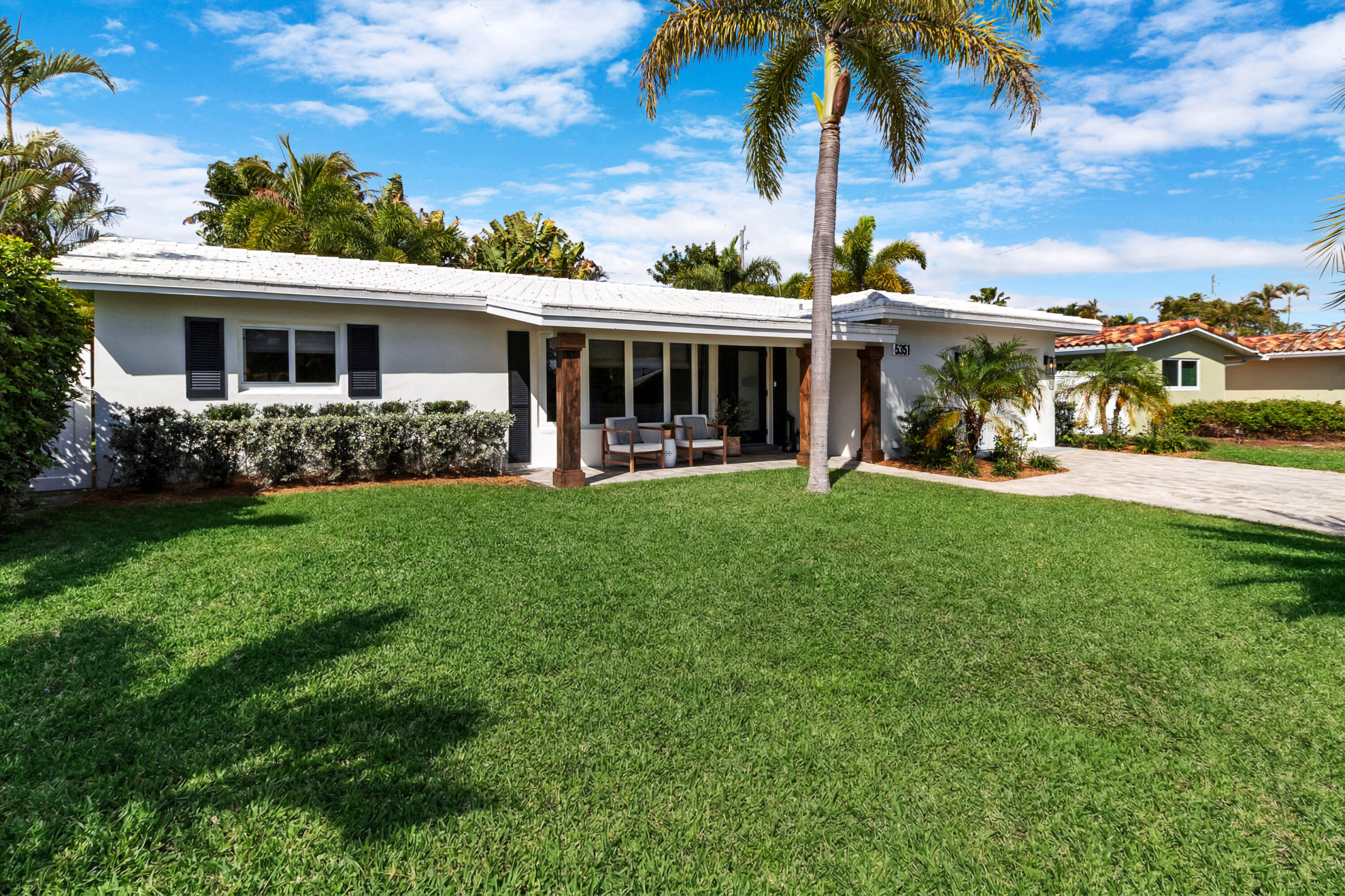 5351 NE 16th Terrace