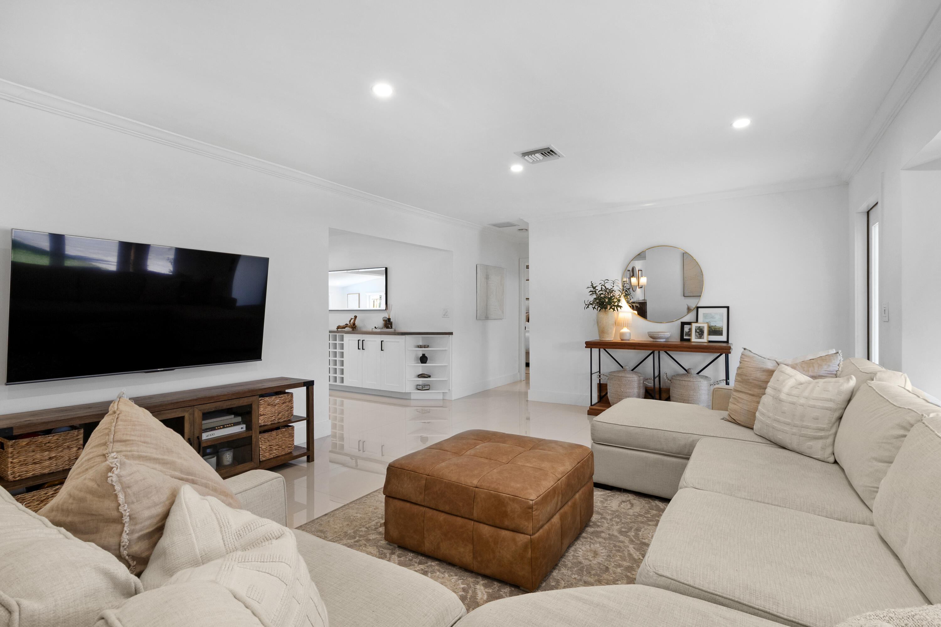 5351 NE 16th Terrace