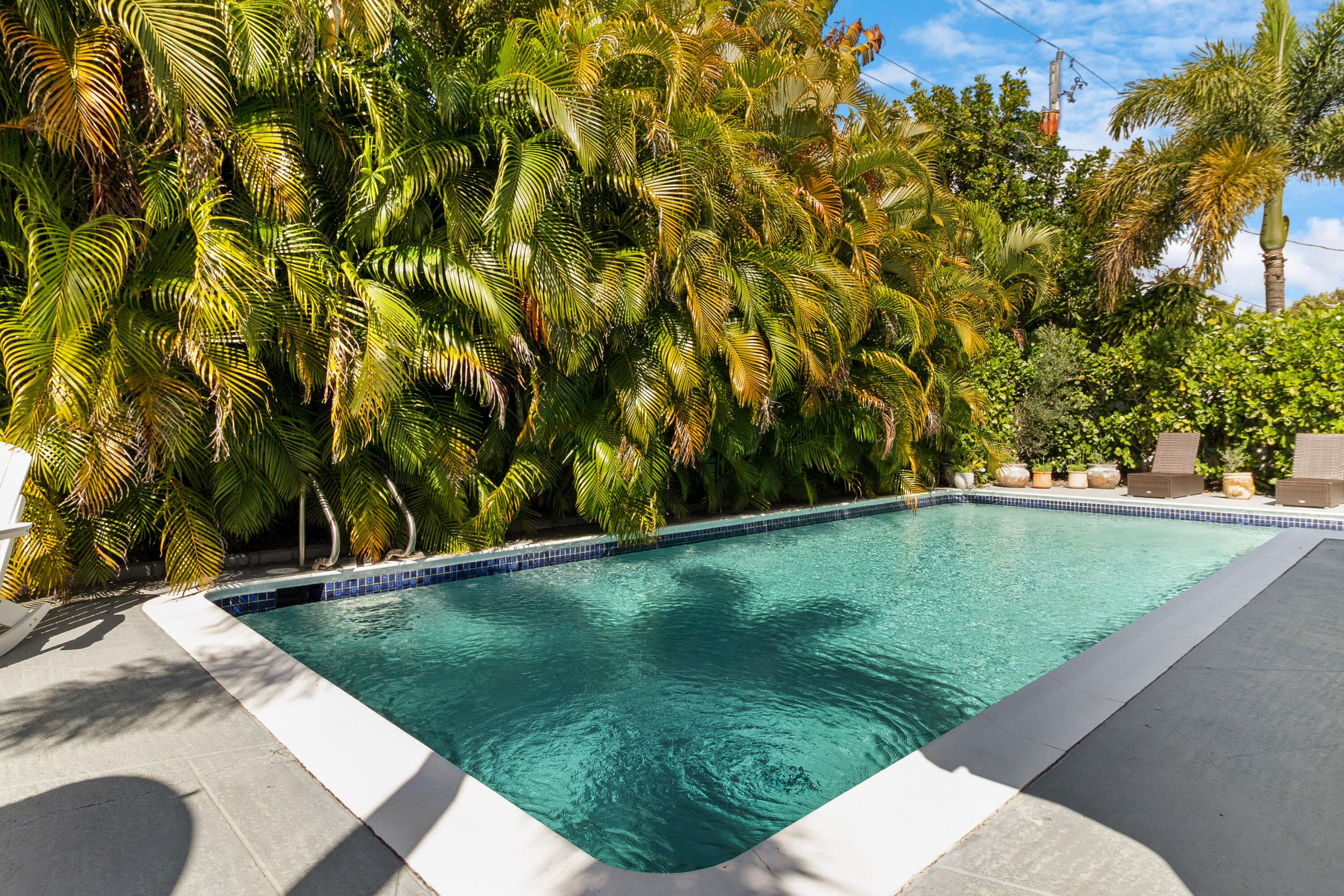 5351 NE 16th Terrace