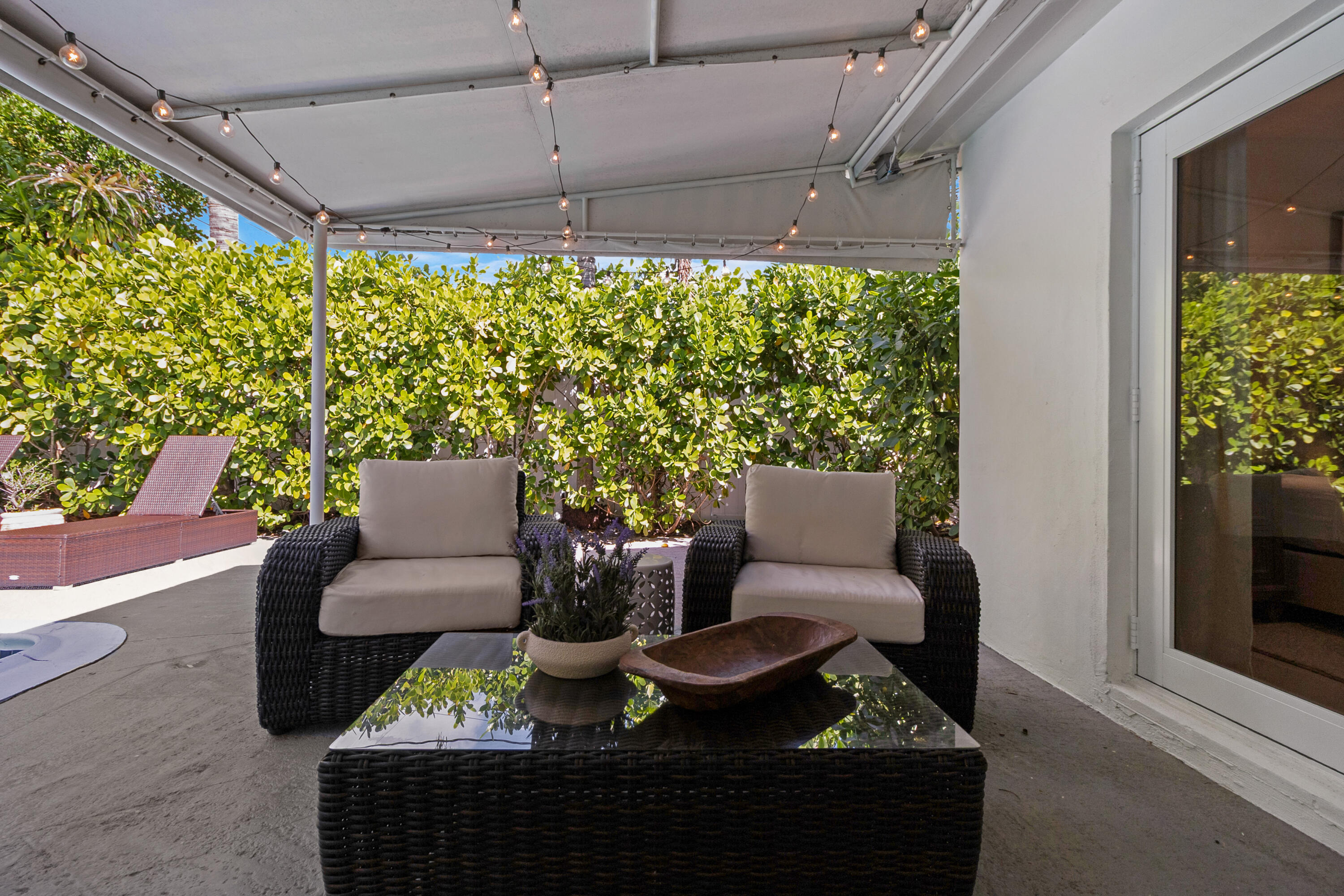 5351 NE 16th Terrace