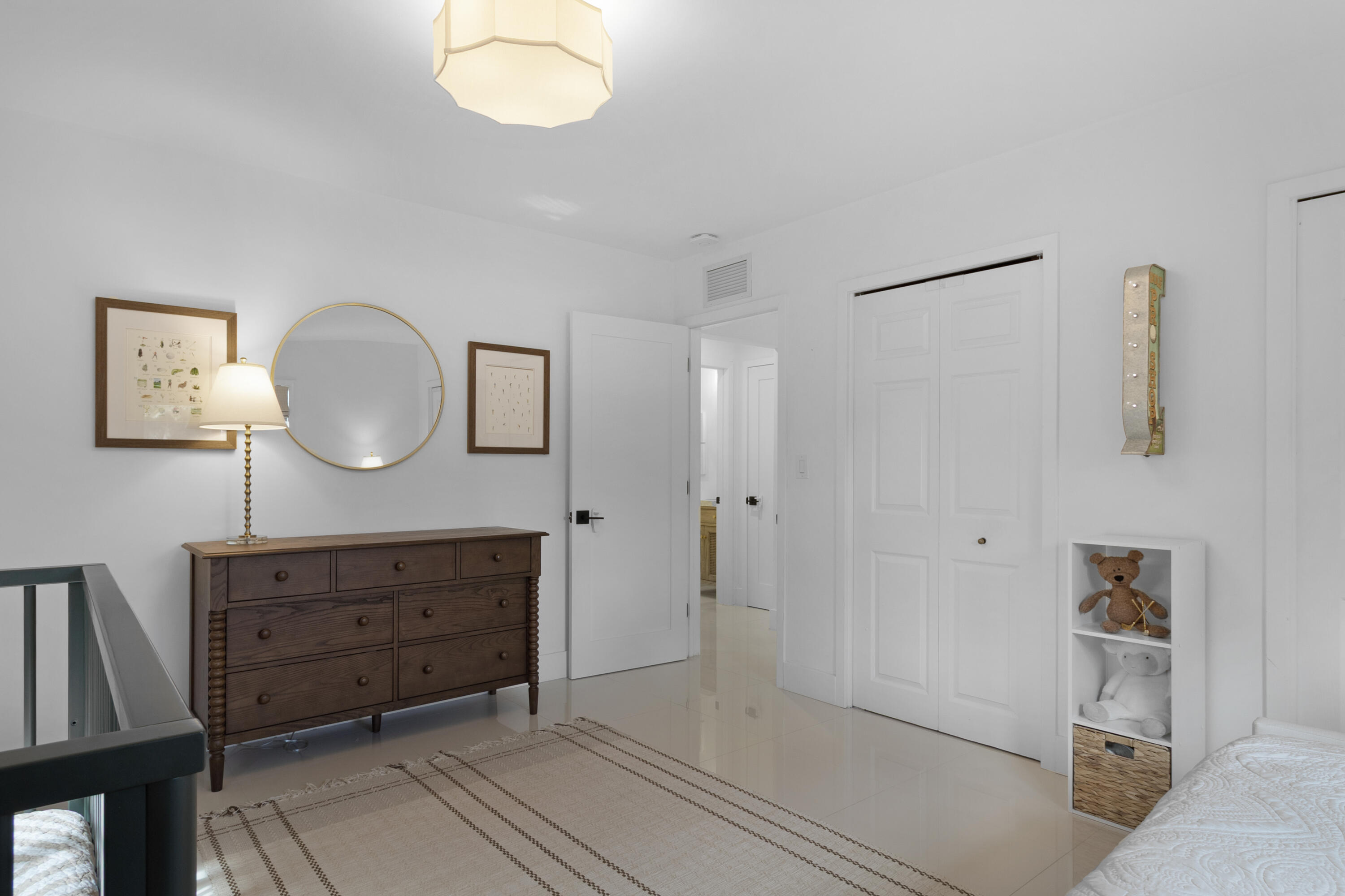 5351 NE 16th Terrace