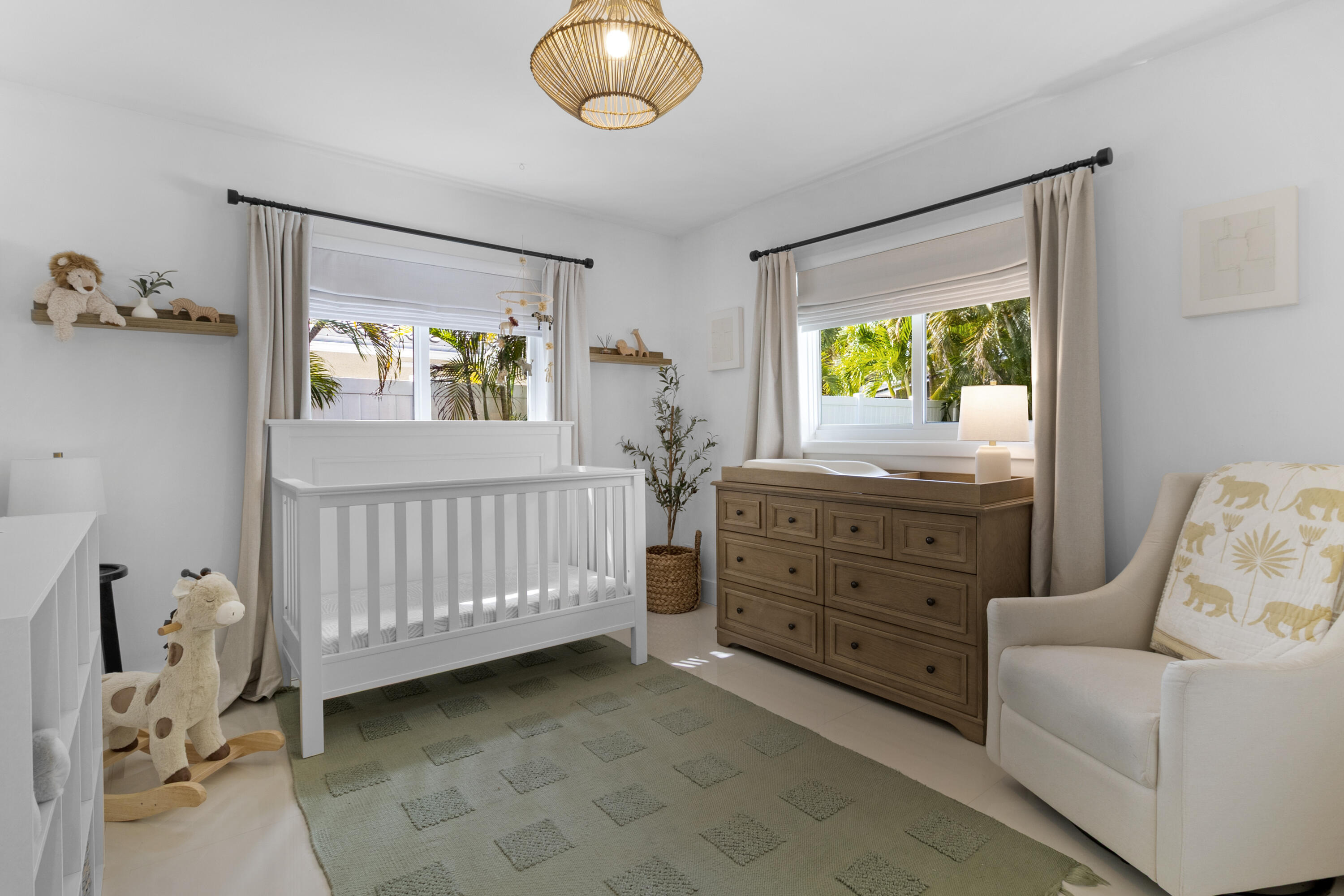 5351 NE 16th Terrace