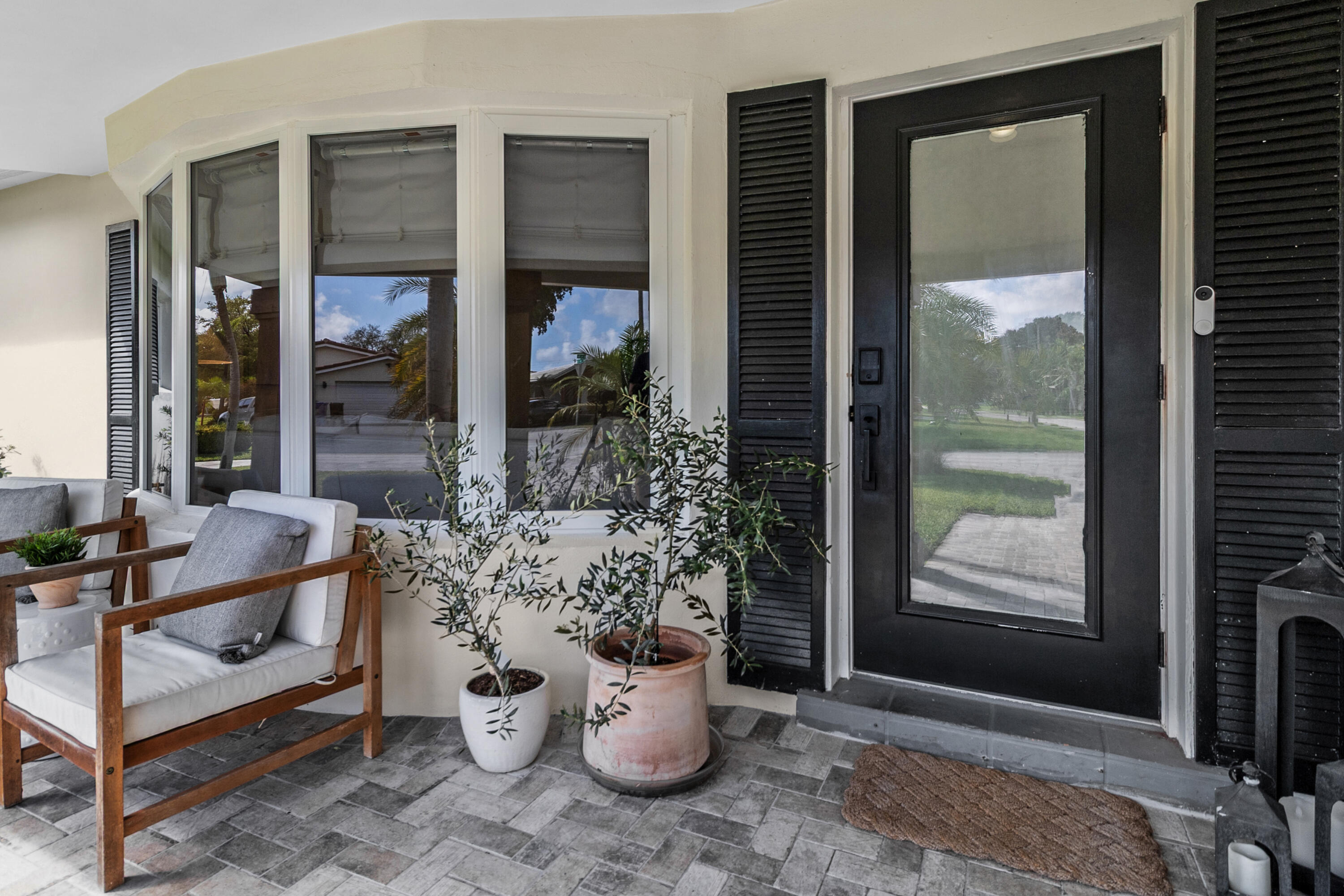 5351 NE 16th Terrace