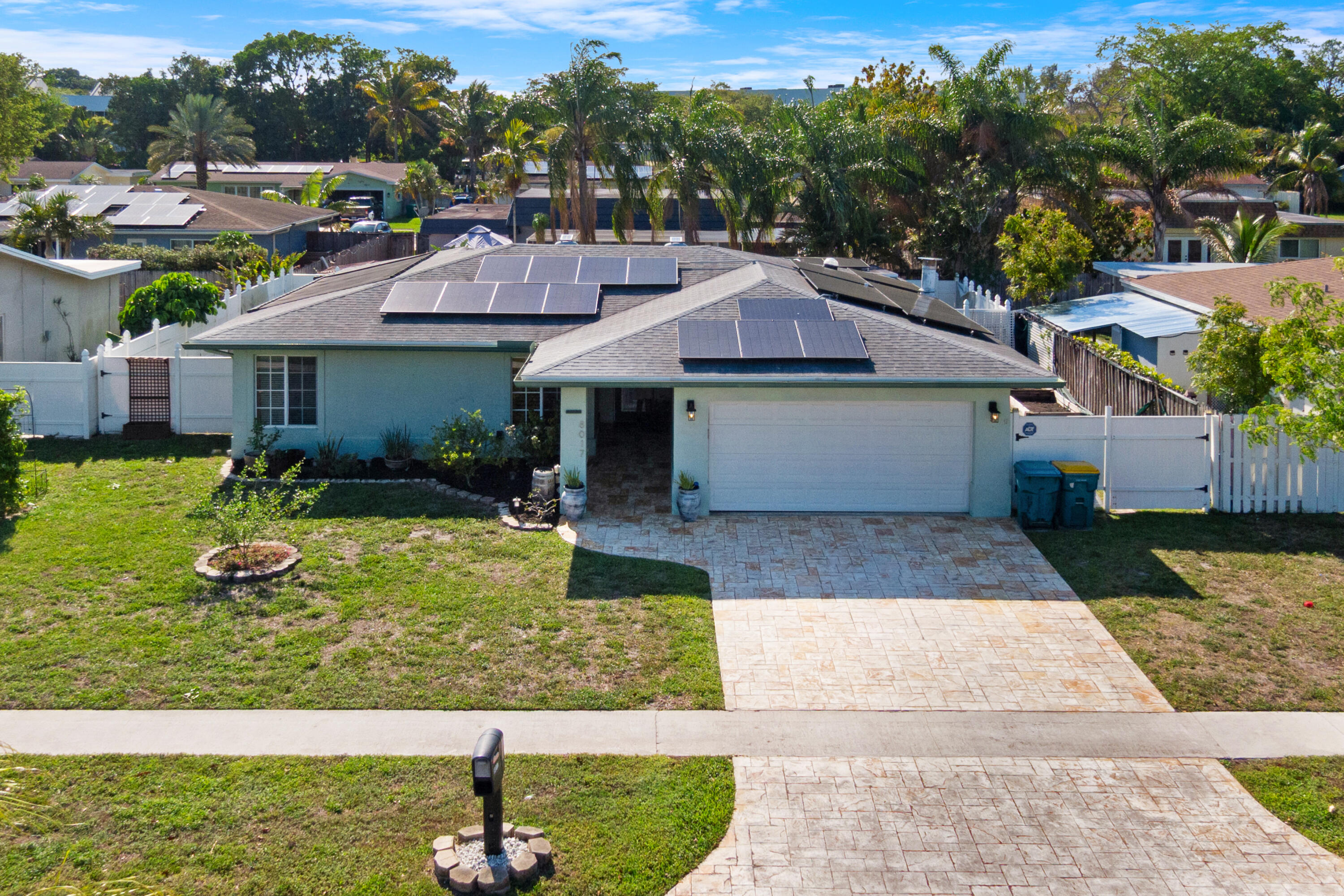 8017 NW 74th Terrace