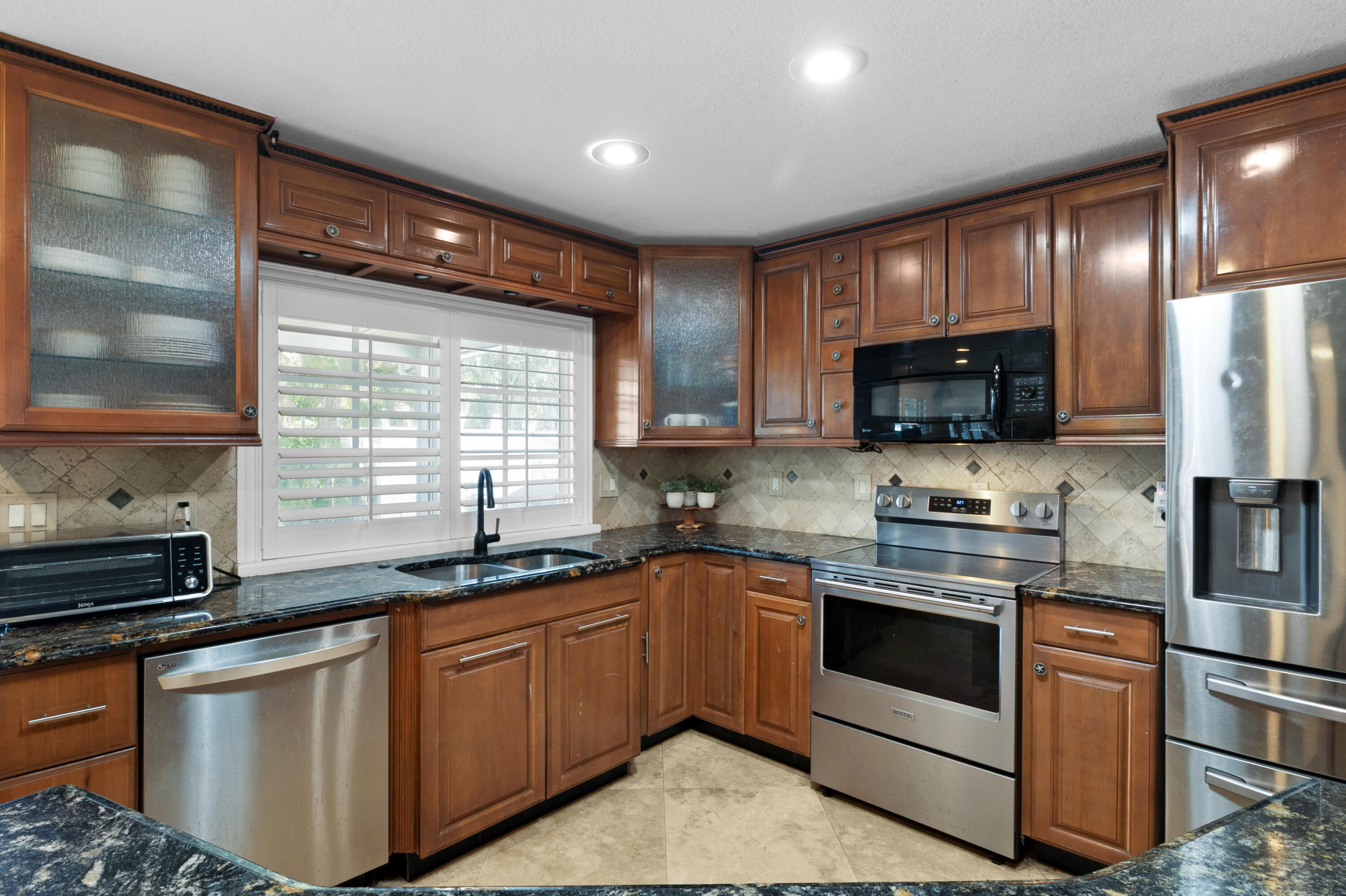 8017 NW 74th Terrace