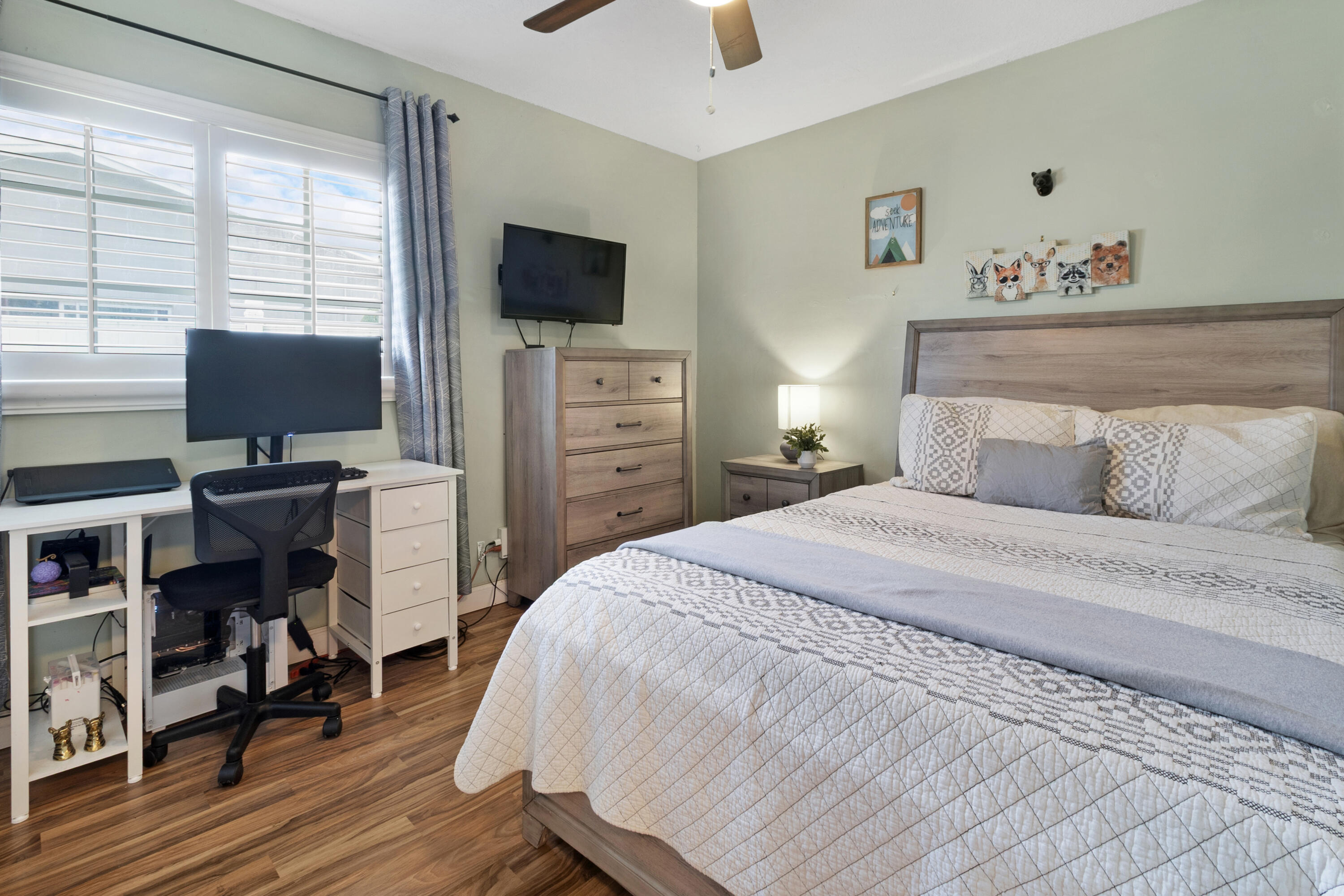 8017 NW 74th Terrace