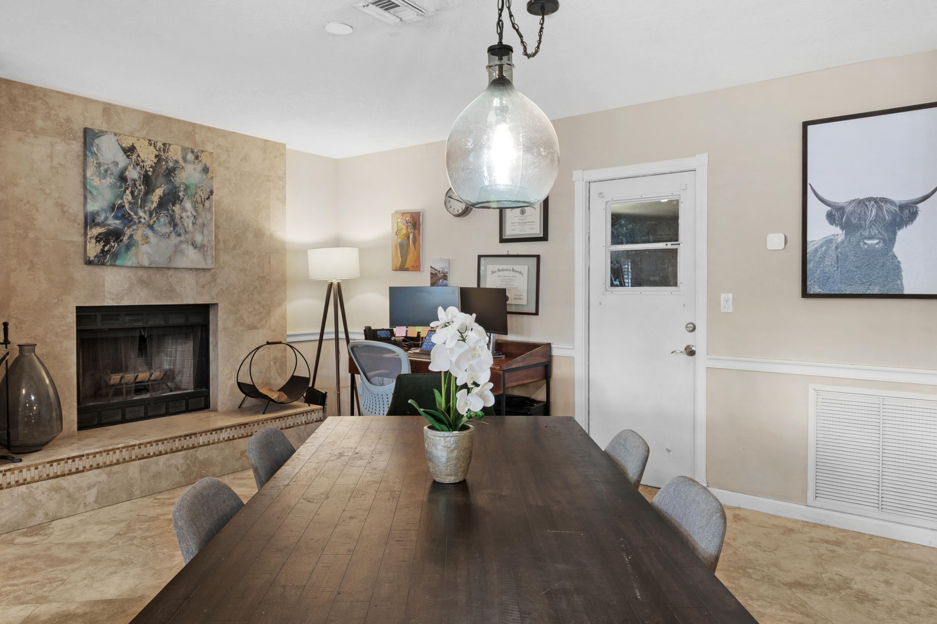 8017 NW 74th Terrace