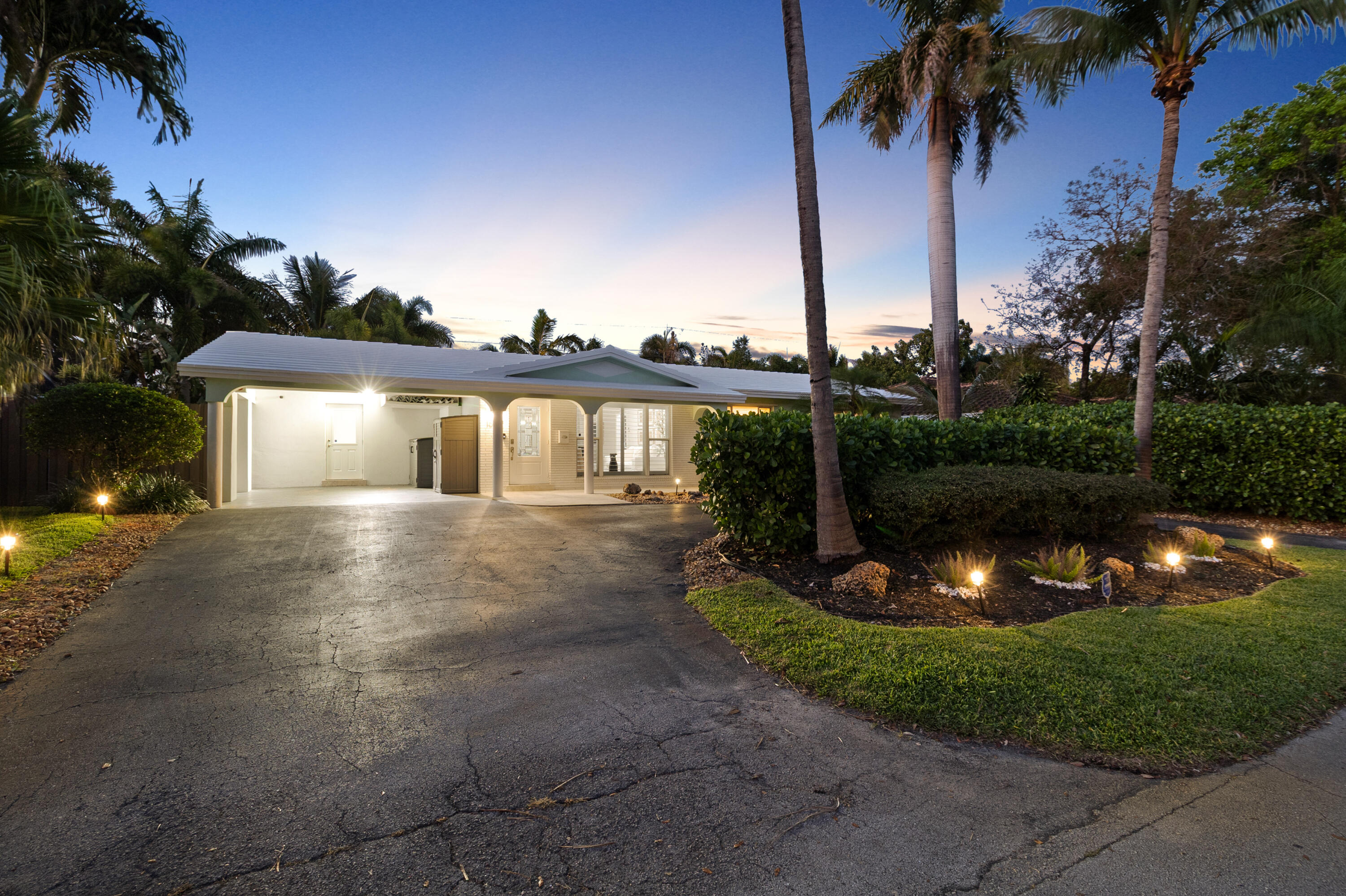 1857 NE 56th Court