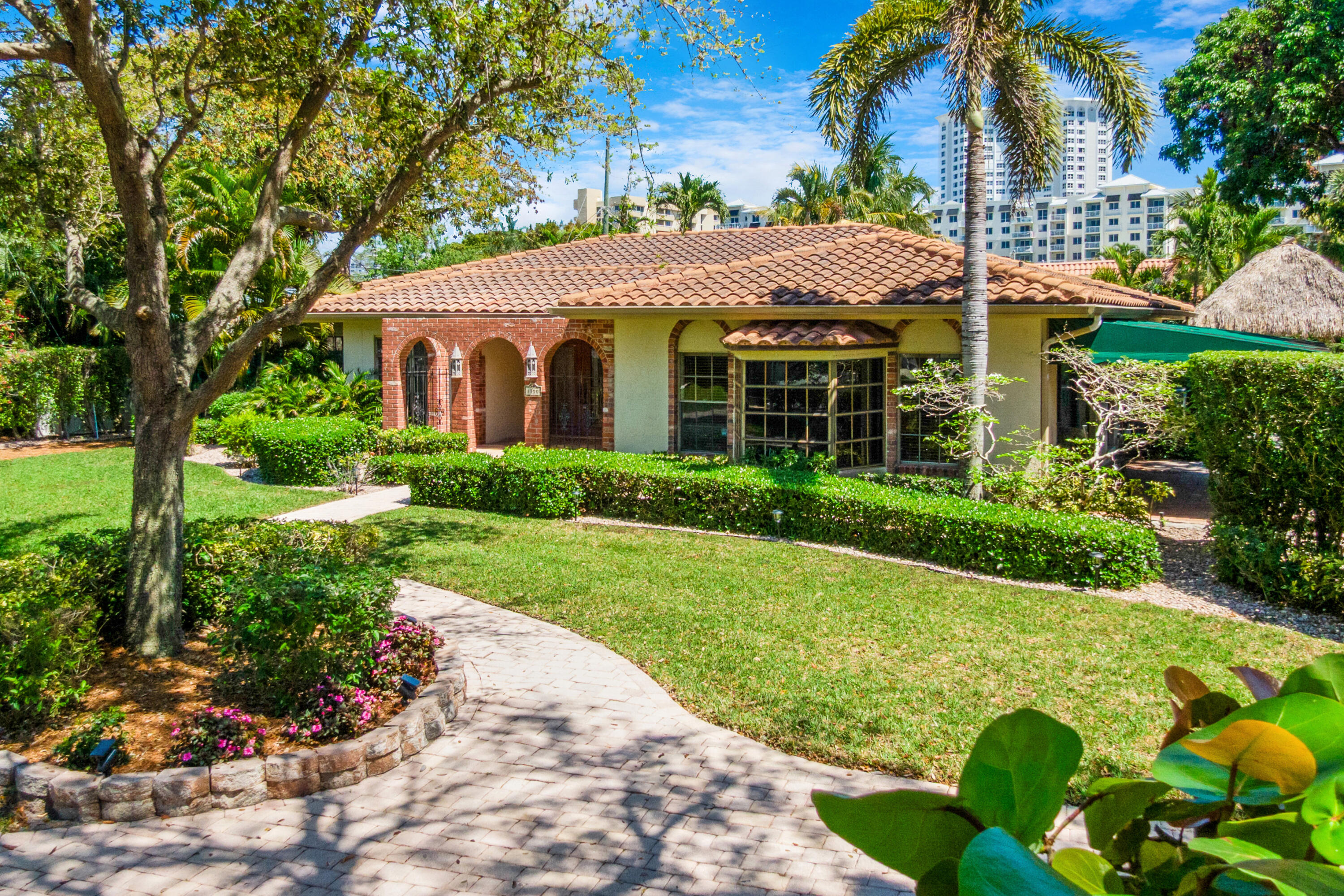 1350 W Terra Mar Drive