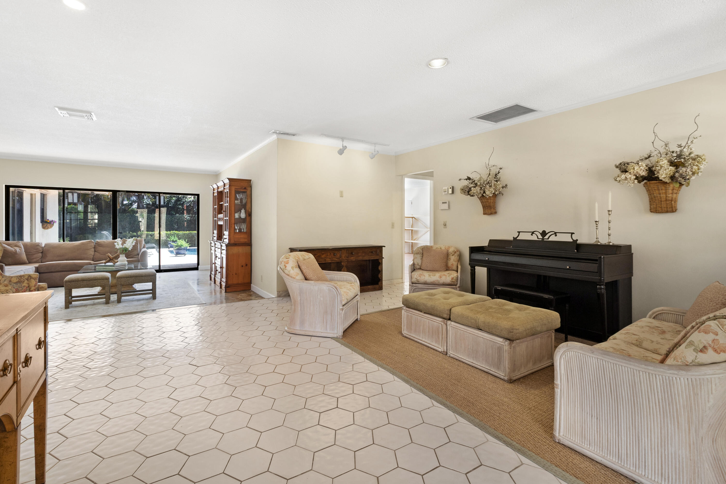 1350 W Terra Mar Drive