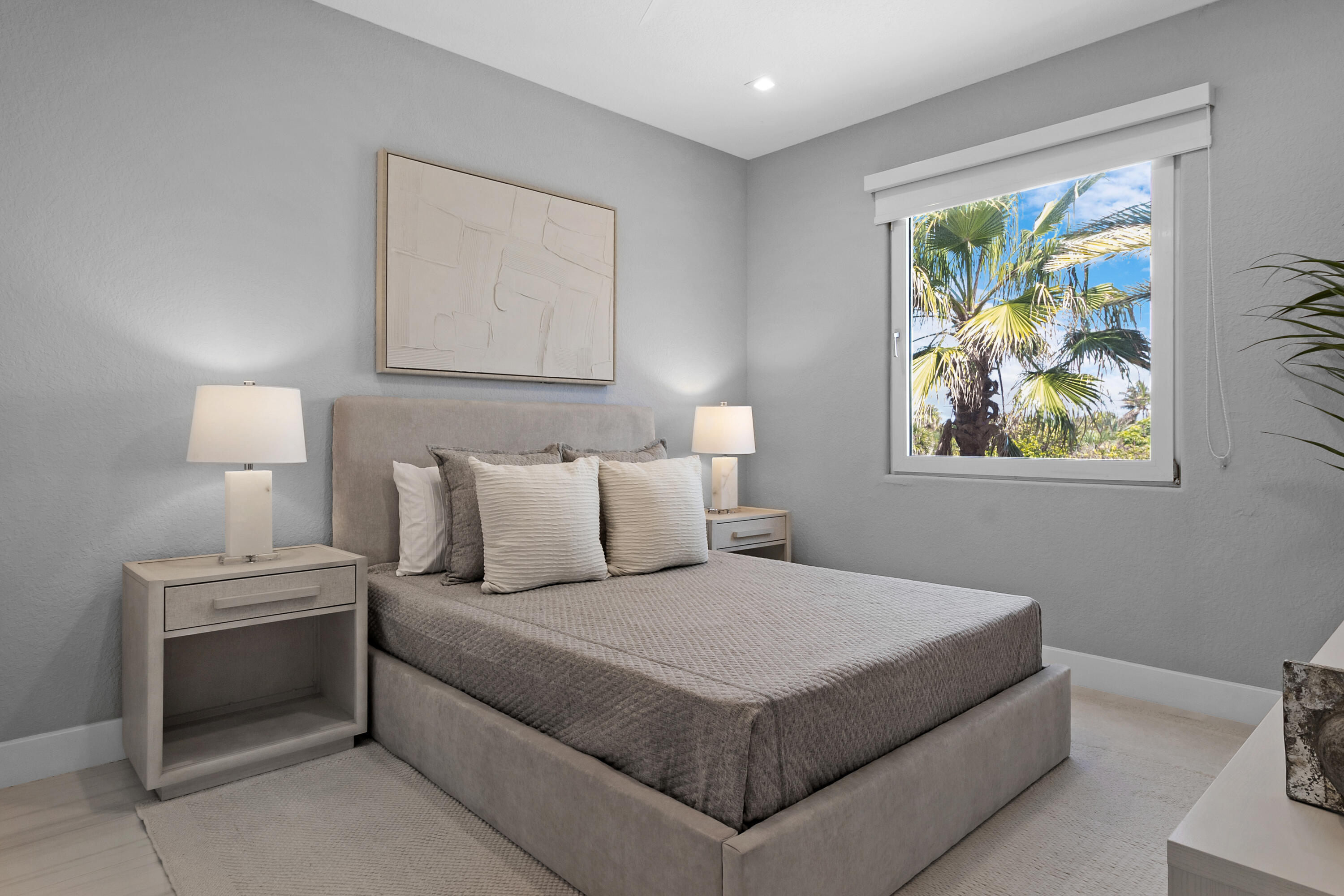 1792 Bay Drive 27