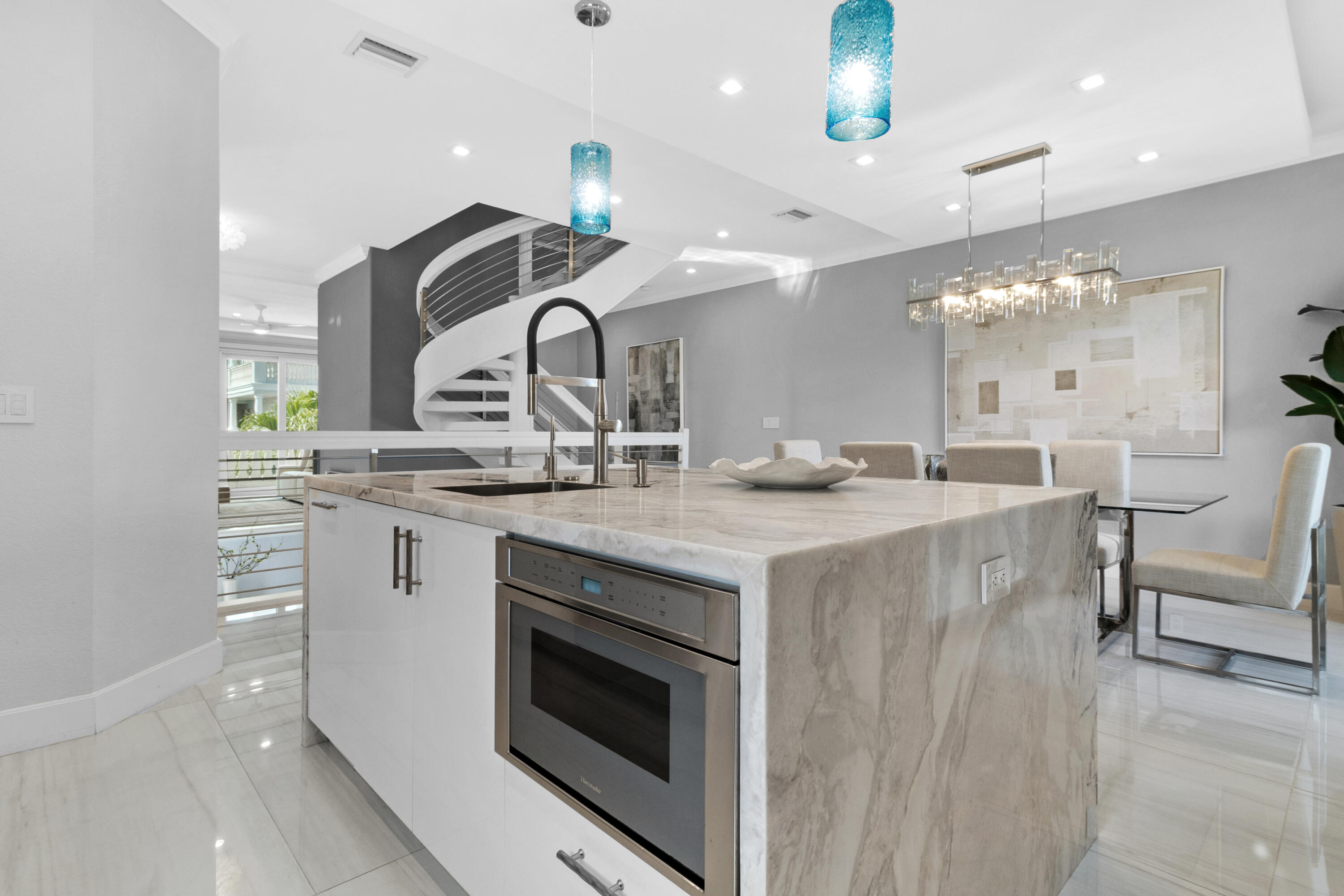 1792 Bay Drive 27