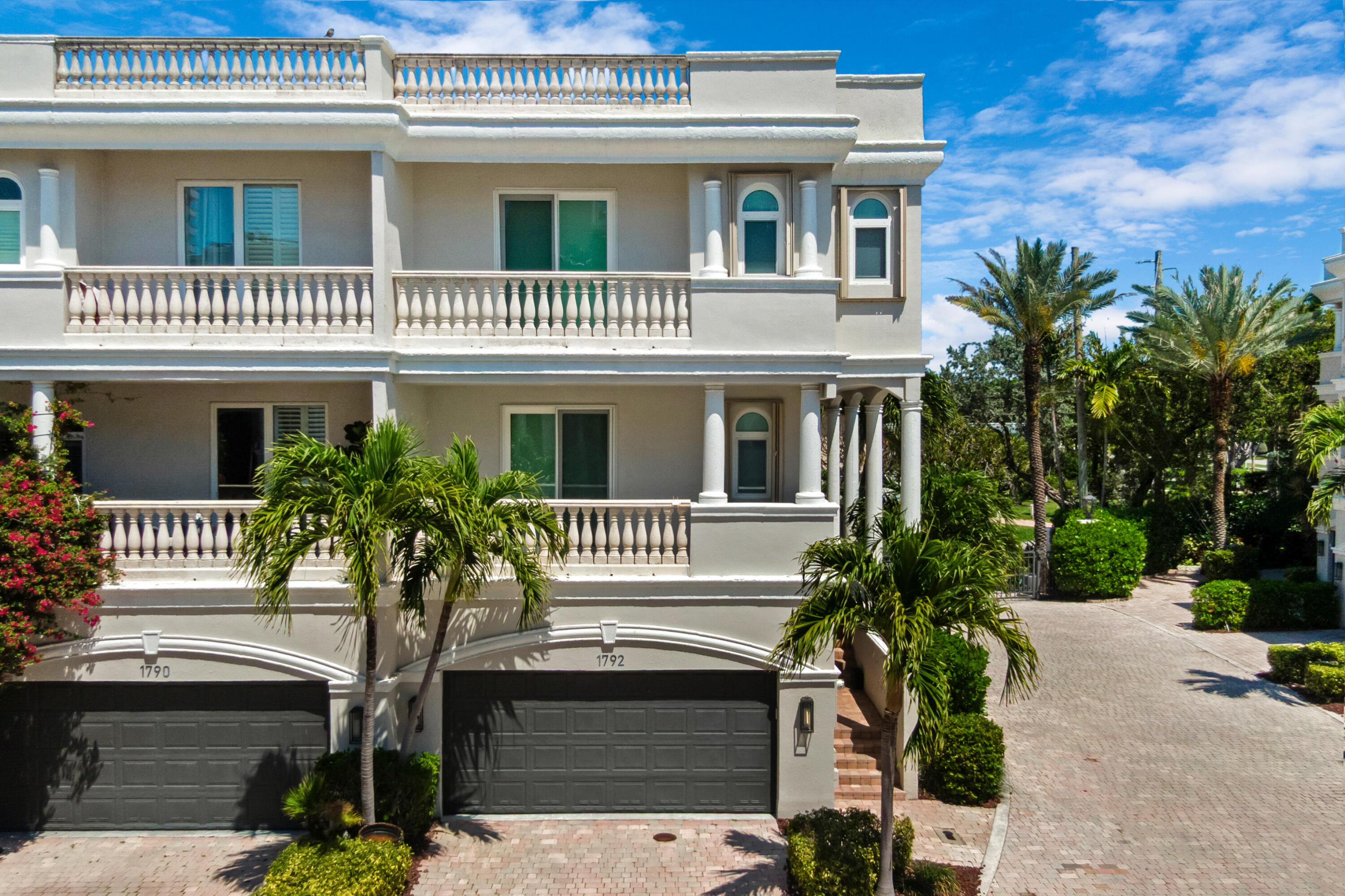 1792 Bay Drive 27