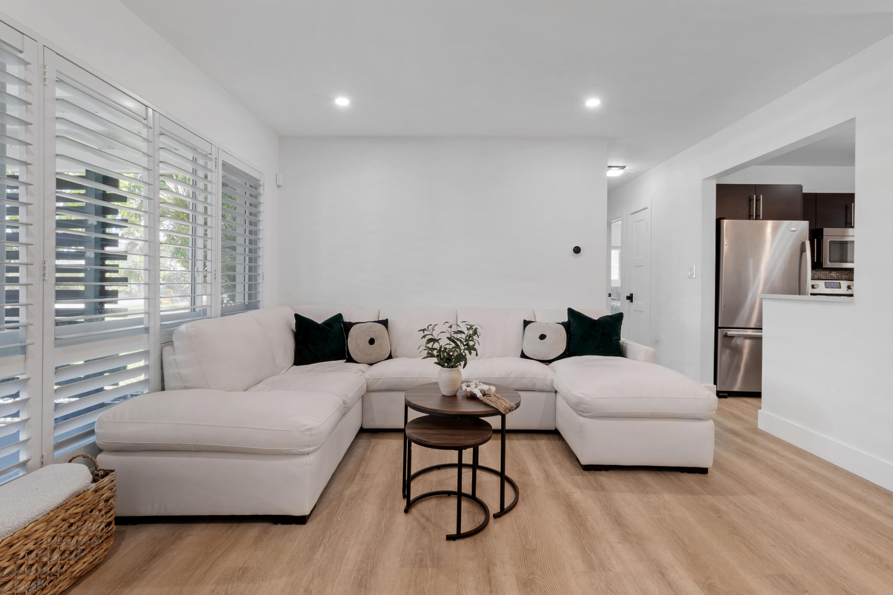2030 NE 52nd Court