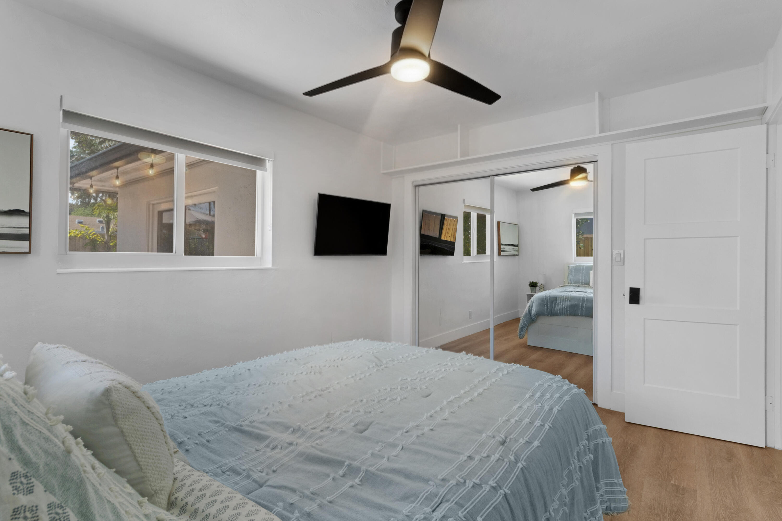 2030 NE 52nd Court