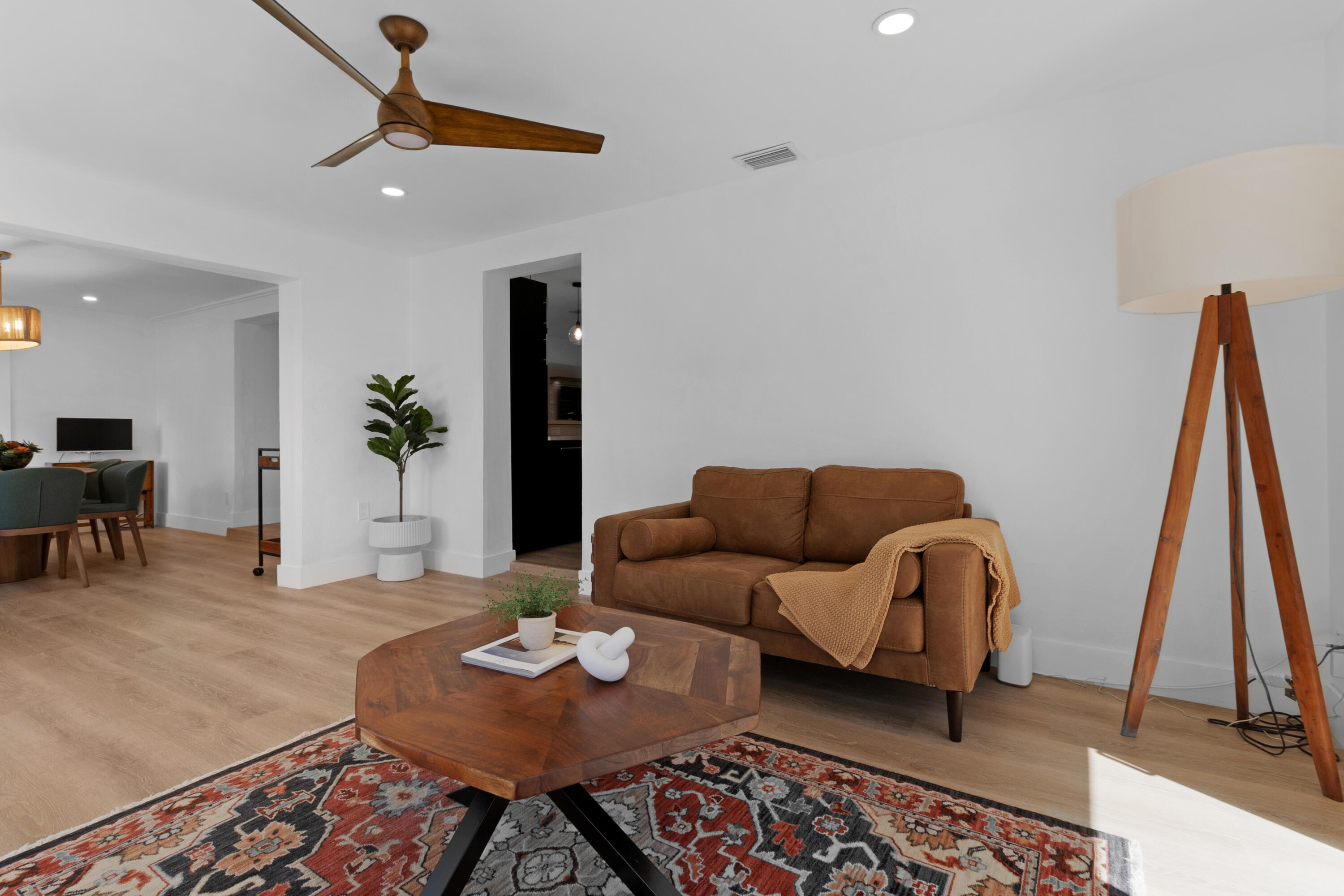 2030 NE 52nd Court