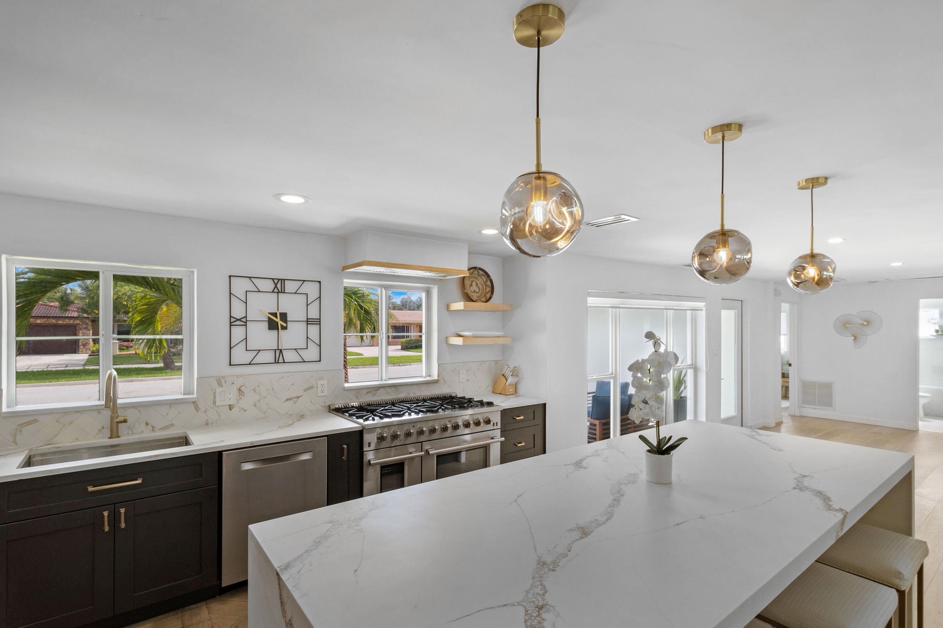 2862 NE 35th Court