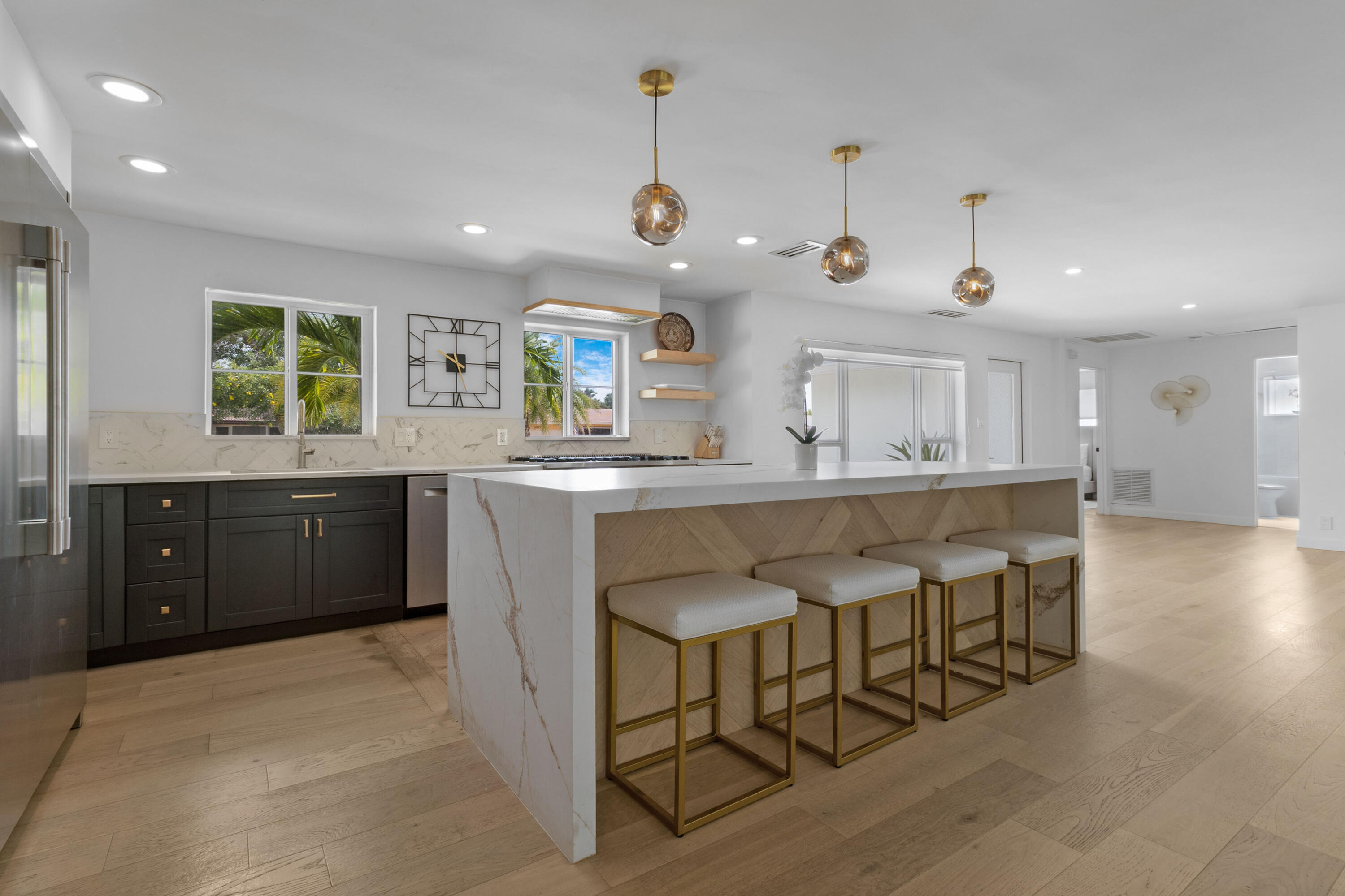 2862 NE 35th Court