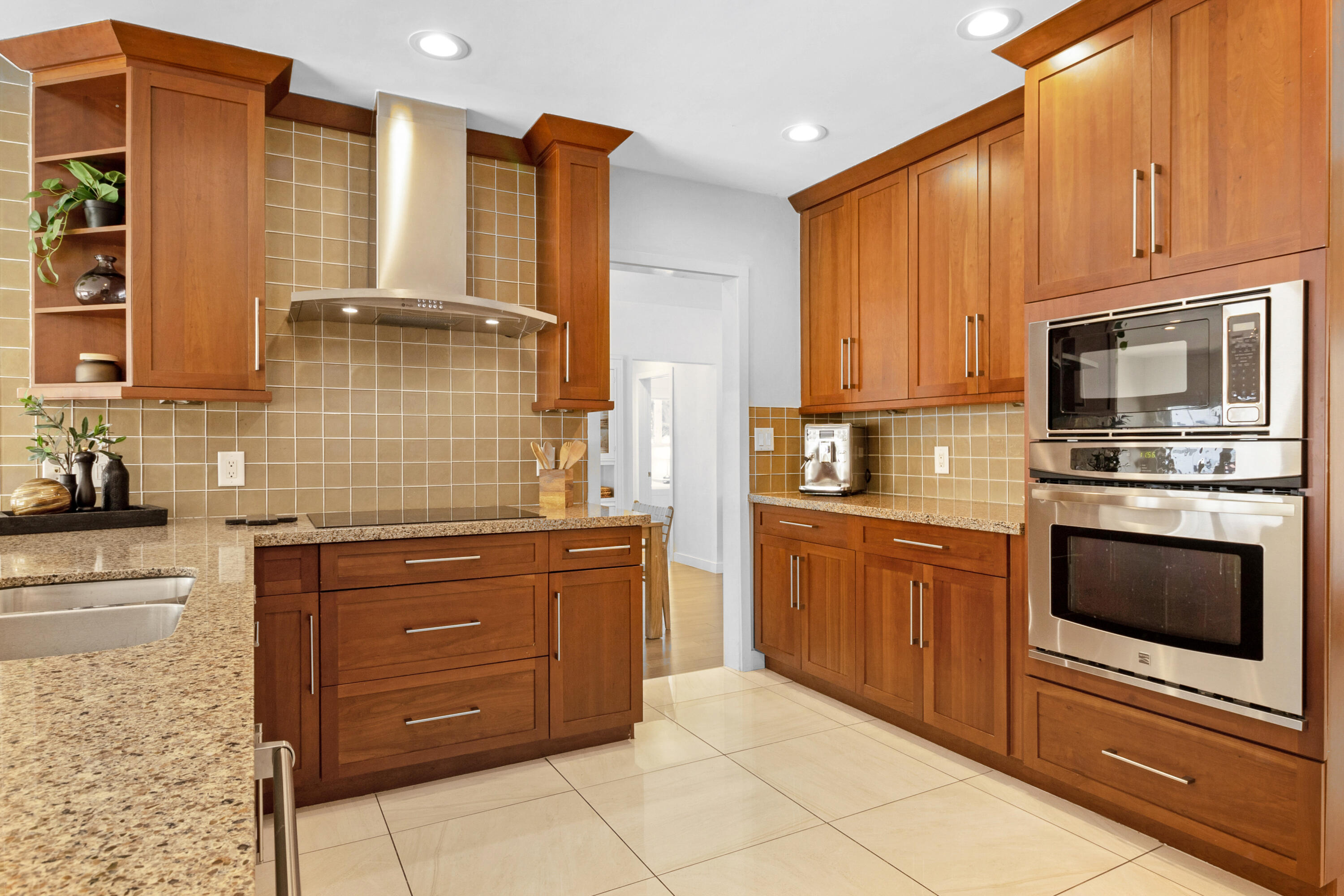 3312 NE 39th Street