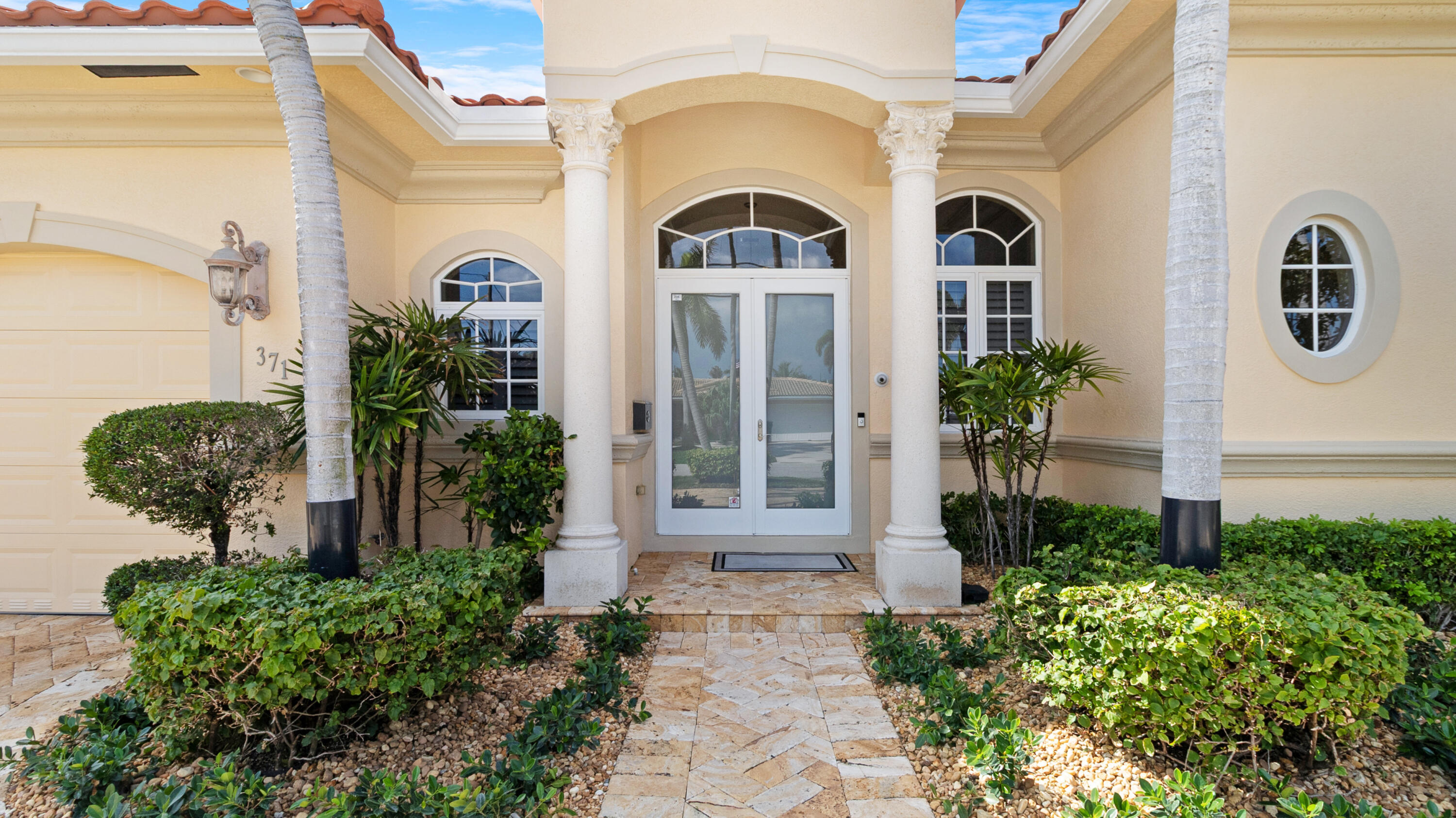 371 SE 15th Avenue