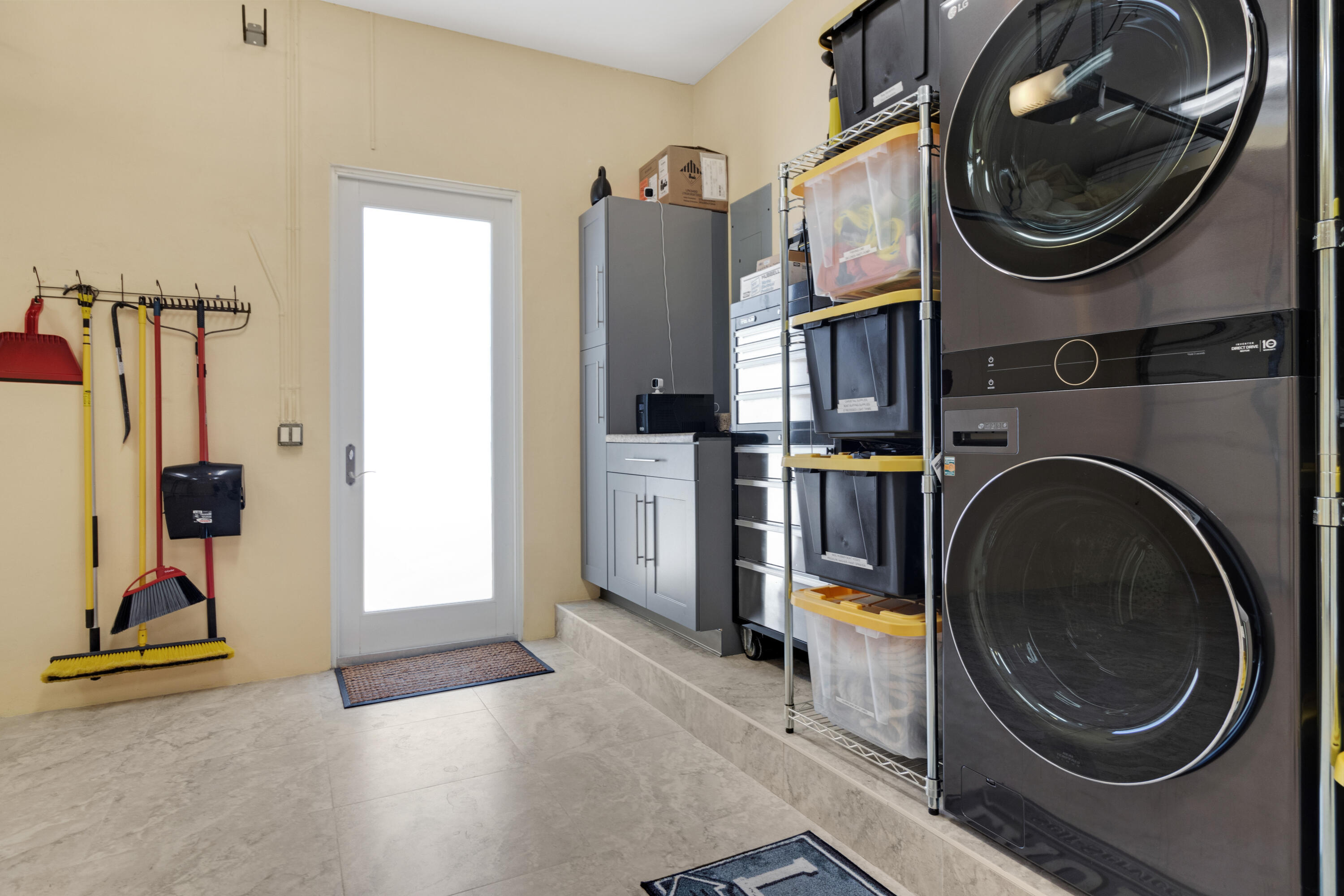 371 SE 15th Avenue