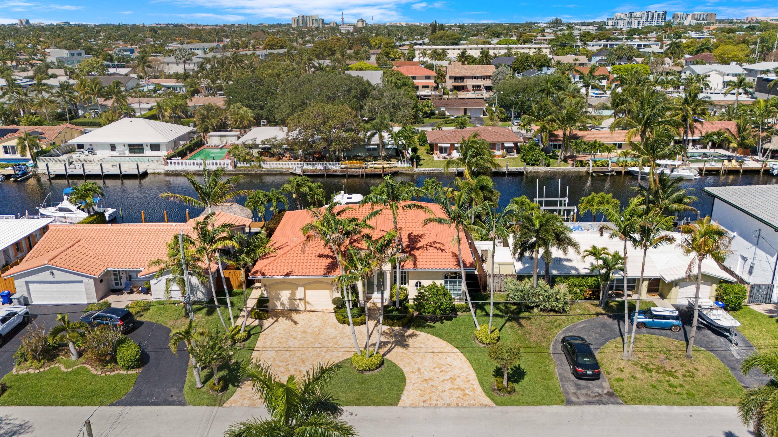 371 SE 15th Avenue
