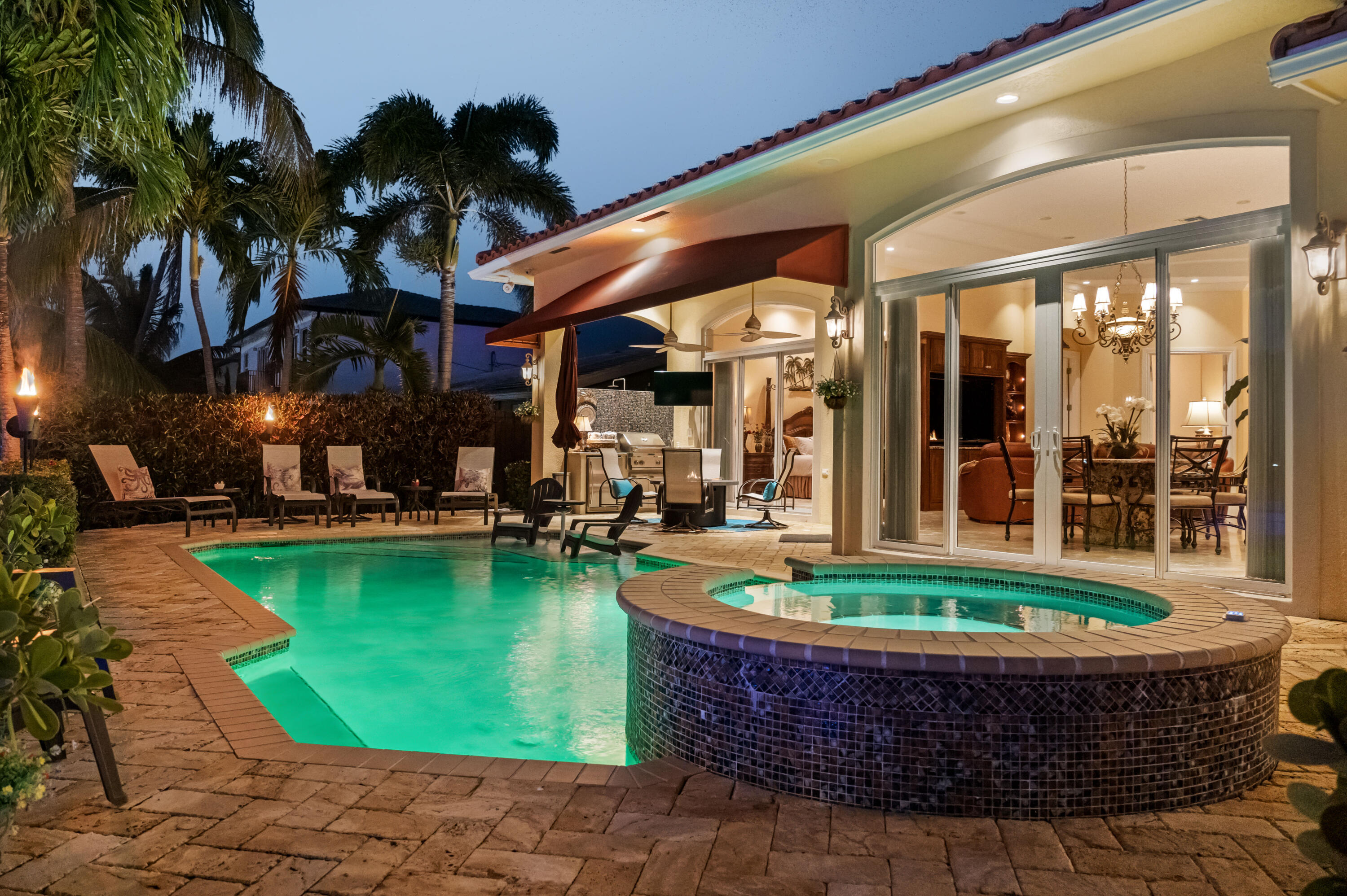 371 SE 15th Avenue